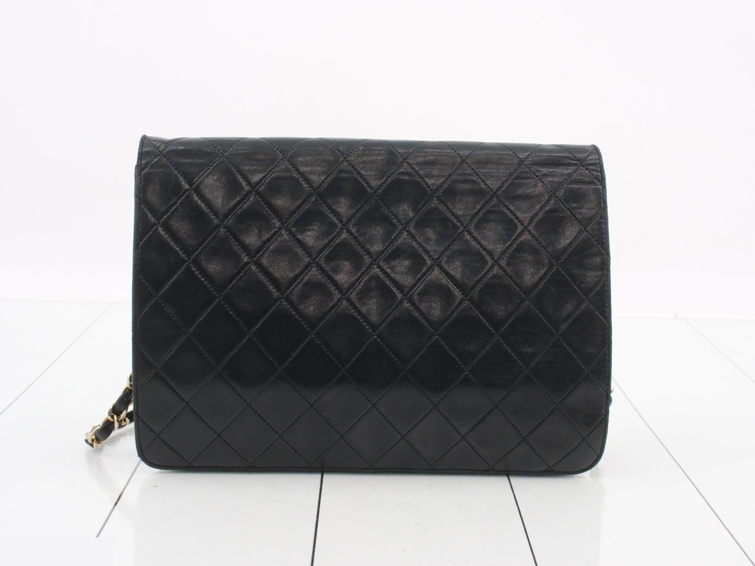 Matelassé Lambskin Single Chain Bag — view 2