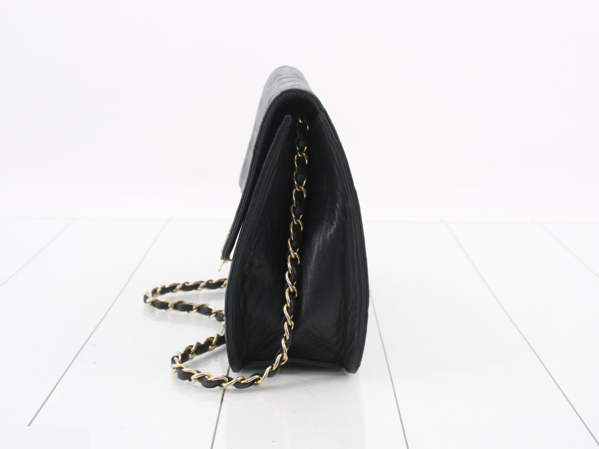Matelassé Lambskin Single Chain Bag — view 3
