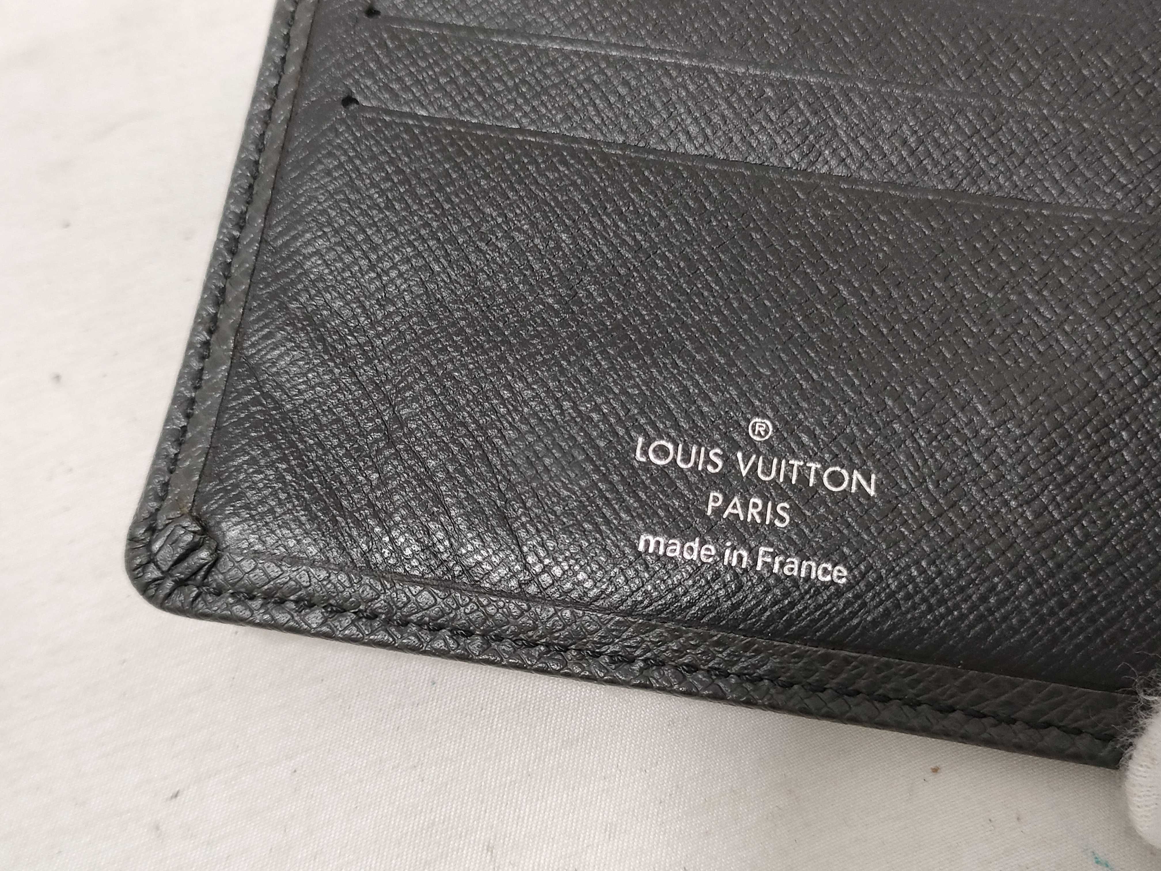 Taiga Bi-fold Wallet — view 9