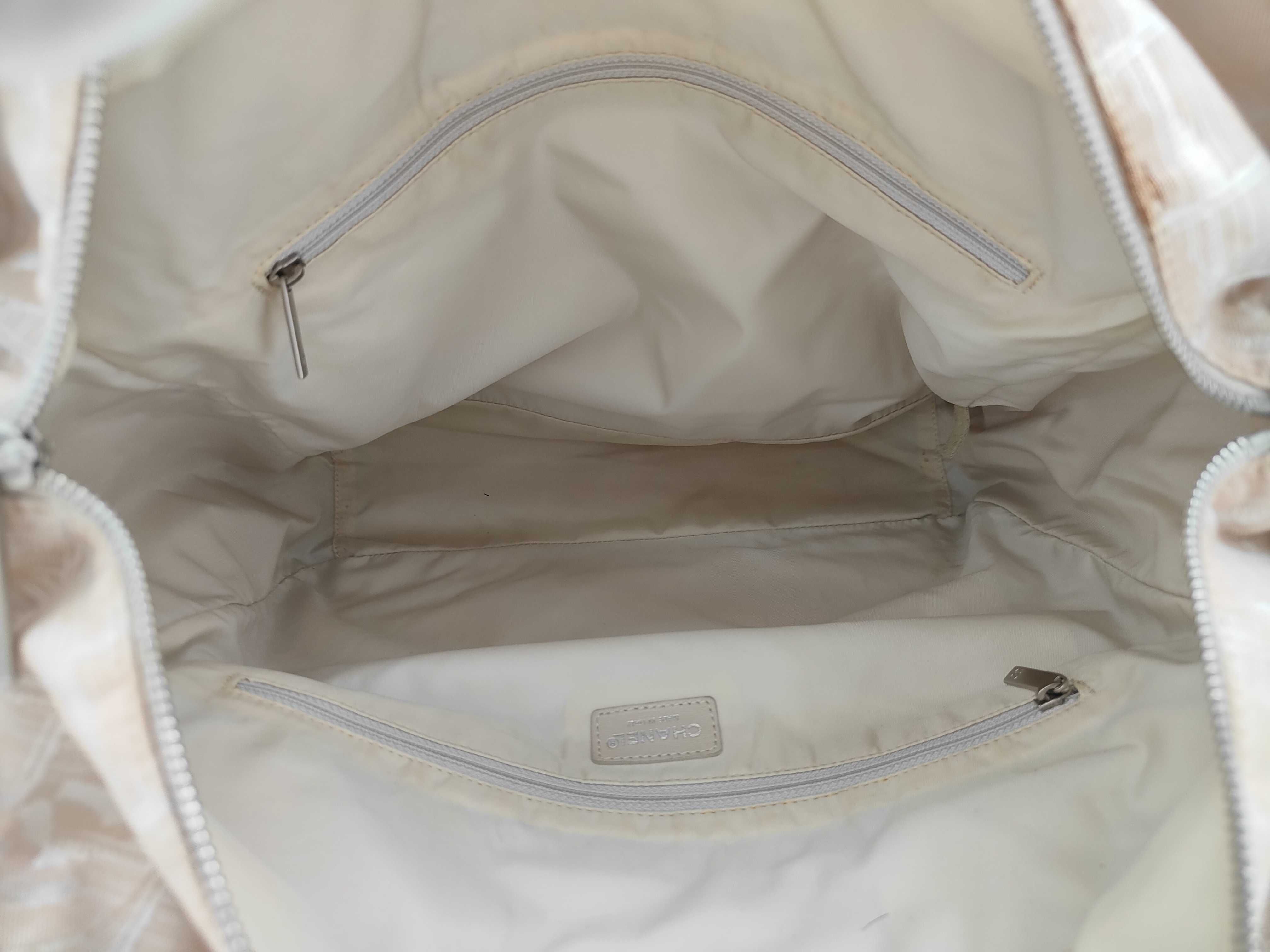 New Travel Line Leather Belt Tote Bag (Serial Number in the 6-series, 7-digit number) — view 10