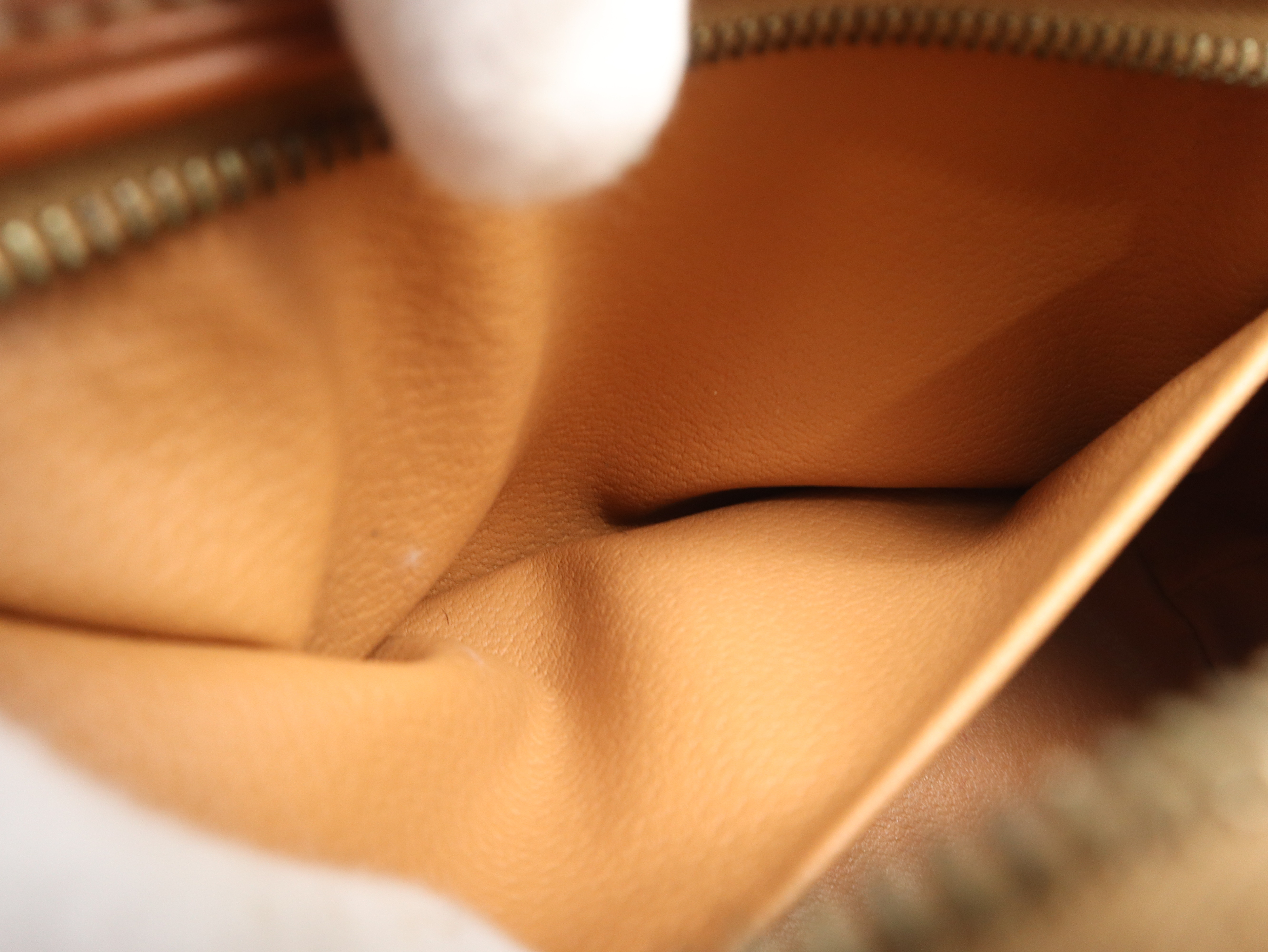 Macadam Cosmetic Pouch — view 9