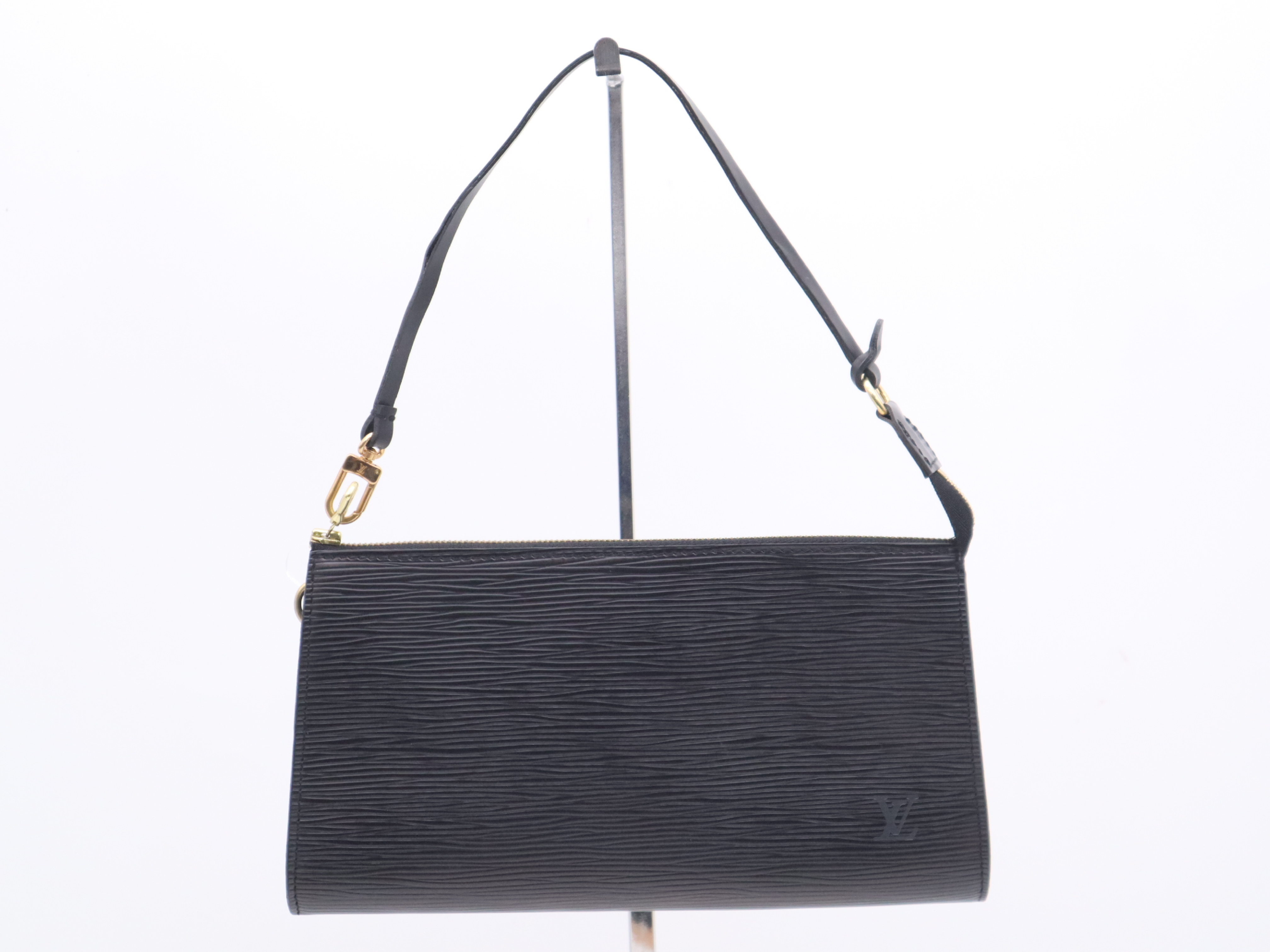 M52942 Epi Pochette Accessoires Noir Pouch