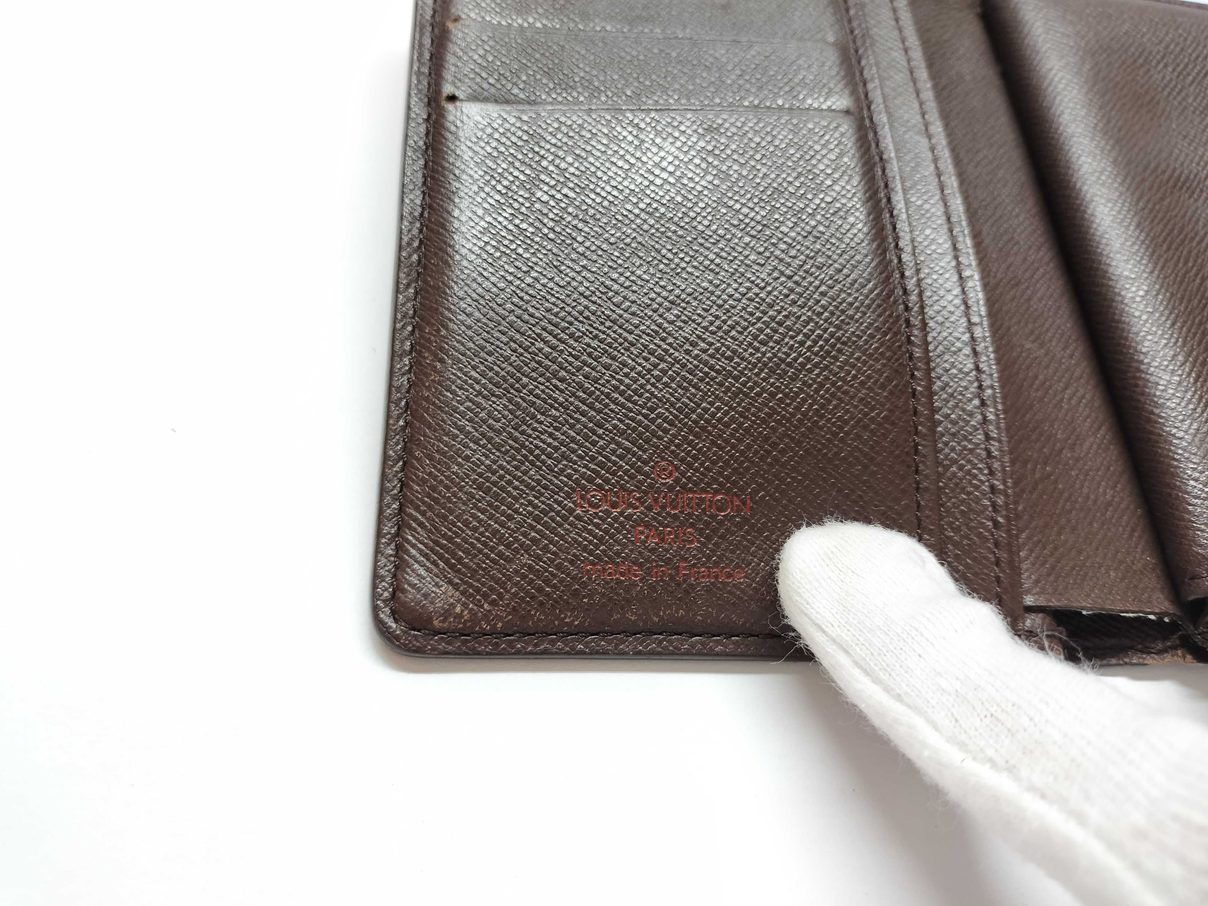 Damier Portemonnaie Viennois Wallet — view 9