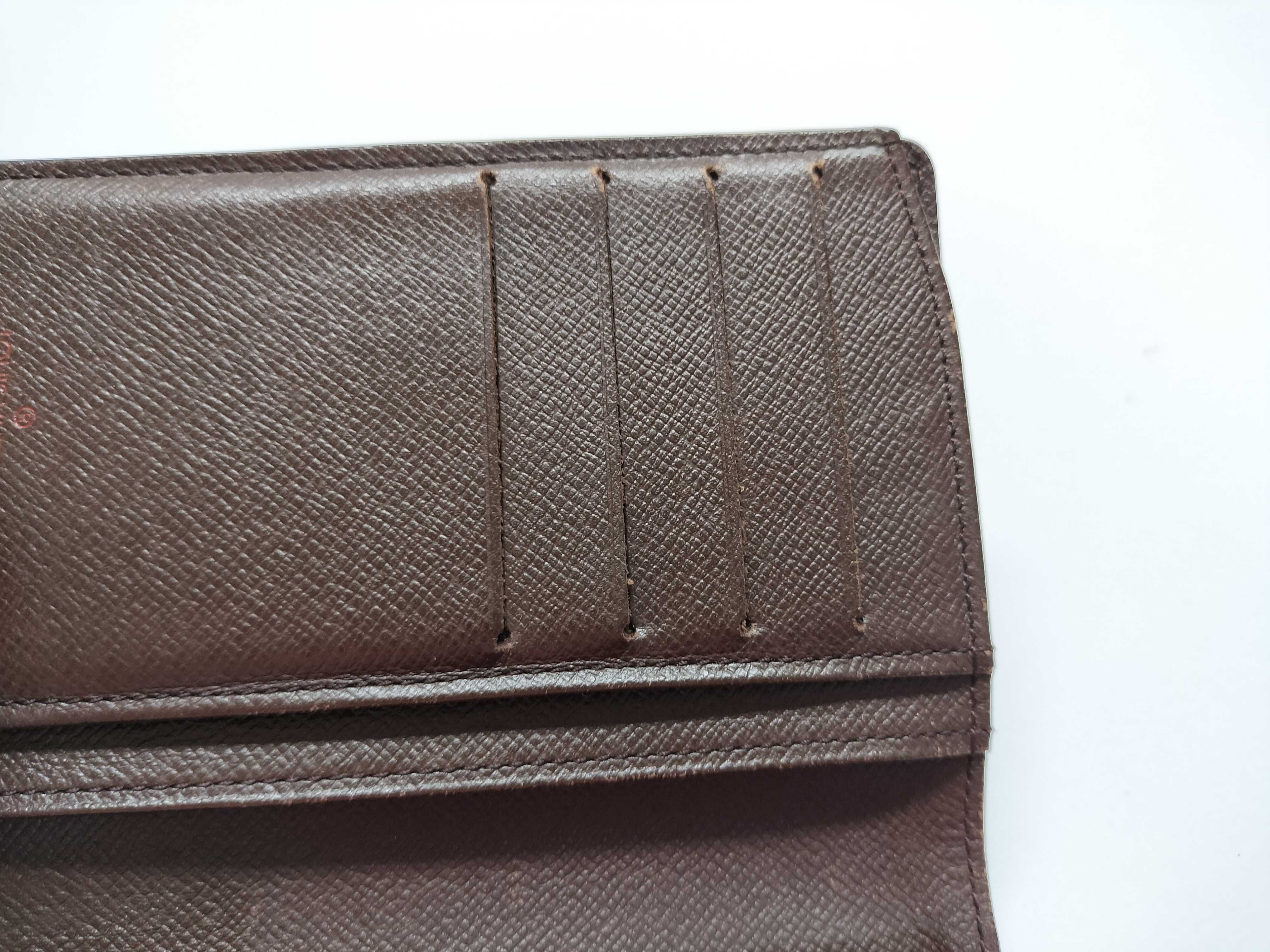 Damier Portemonnaie Viennois Wallet — view 10