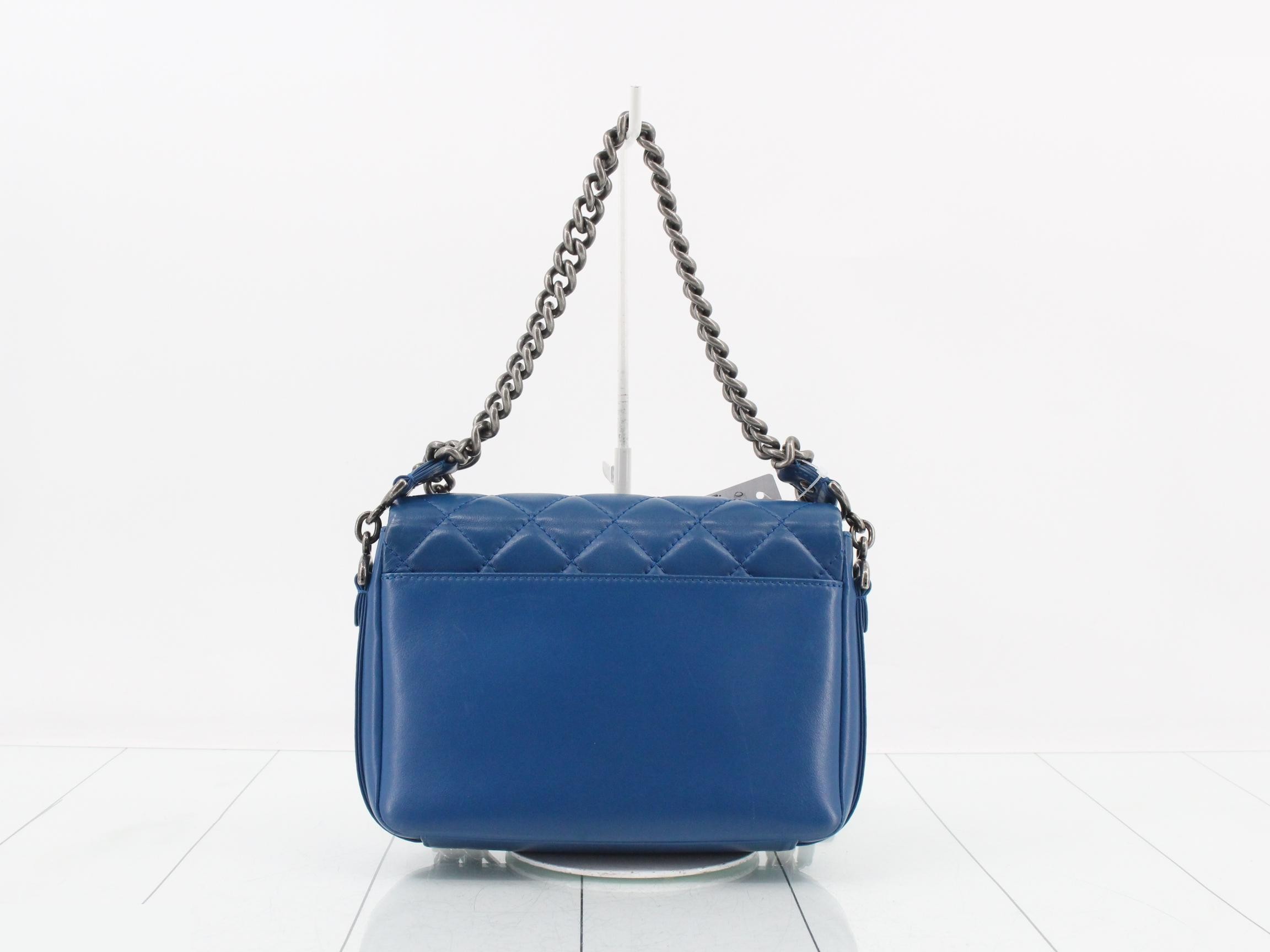 Matelassé (bag) - Shoulder bag — view 2