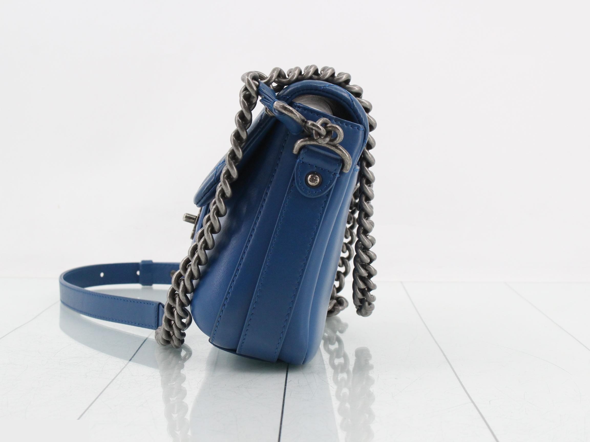 Matelassé (bag) - Shoulder bag — view 3