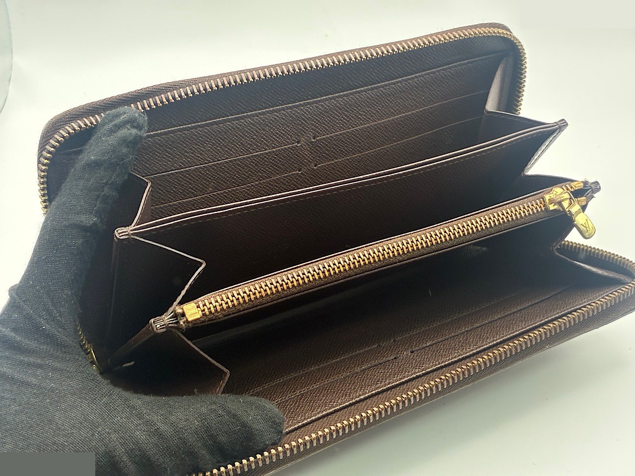 N60015 Zippy Wallet Damier — view 4