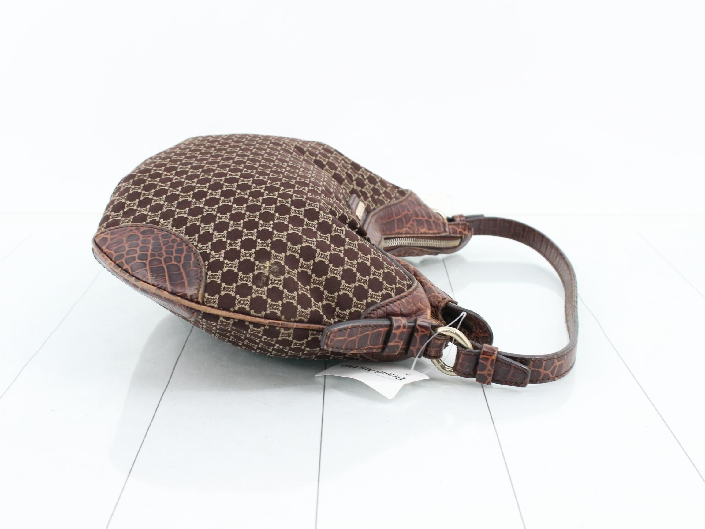 Macadam pattern shoulder bag, crocodile leather, half-moon design. — view 3
