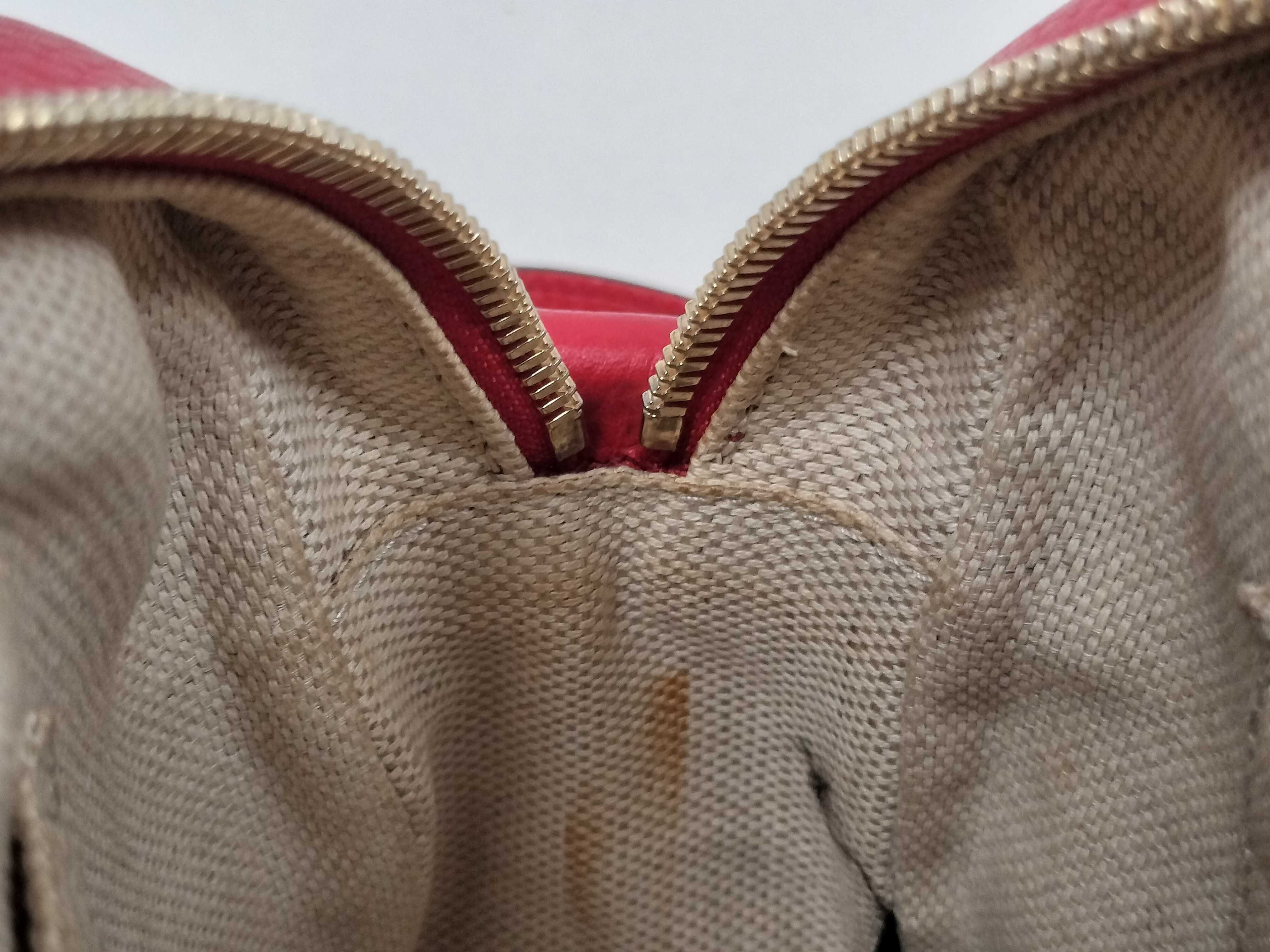 Soho Gucci Shoulder Bag — view 10