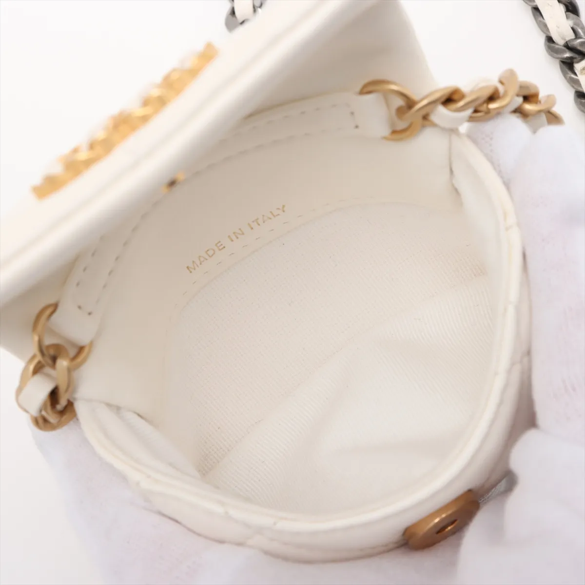 19 Lambskin Chain Shoulder Bag White Gold x Silver Hardware 31843155 31s — view 6