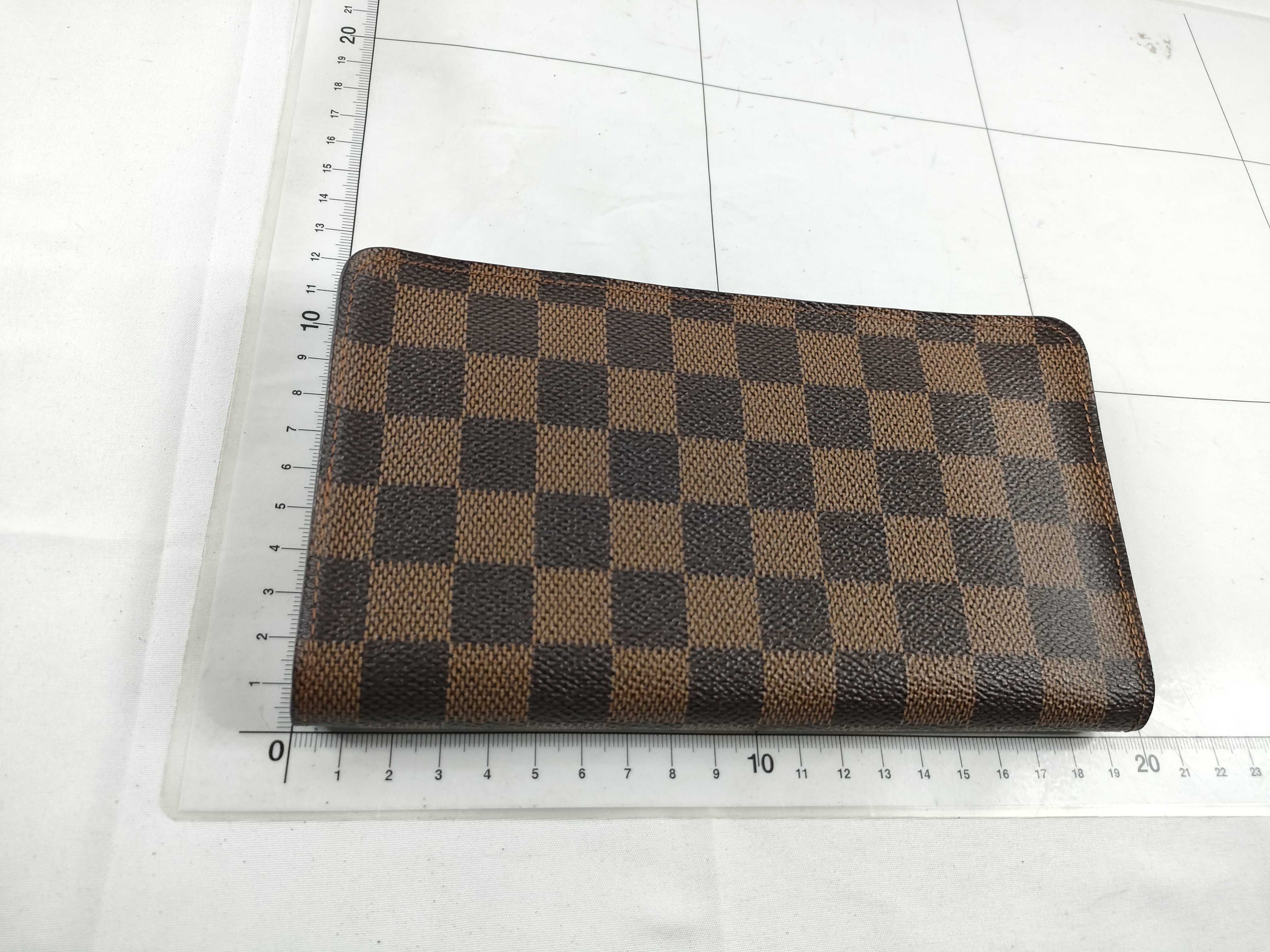 Damier Portemonnaie Zip Wallet — view 2