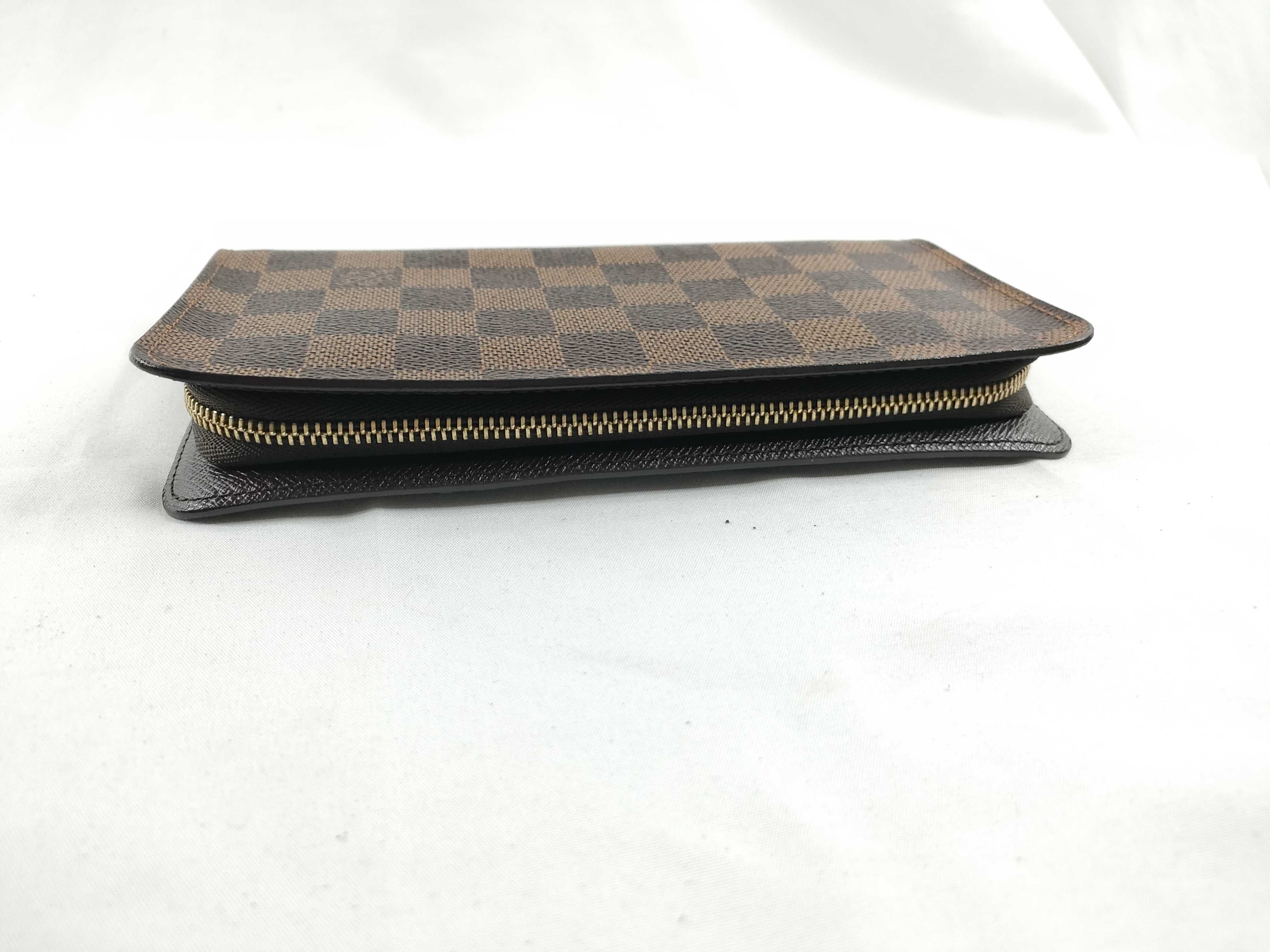 Damier Portemonnaie Zip Wallet — view 6
