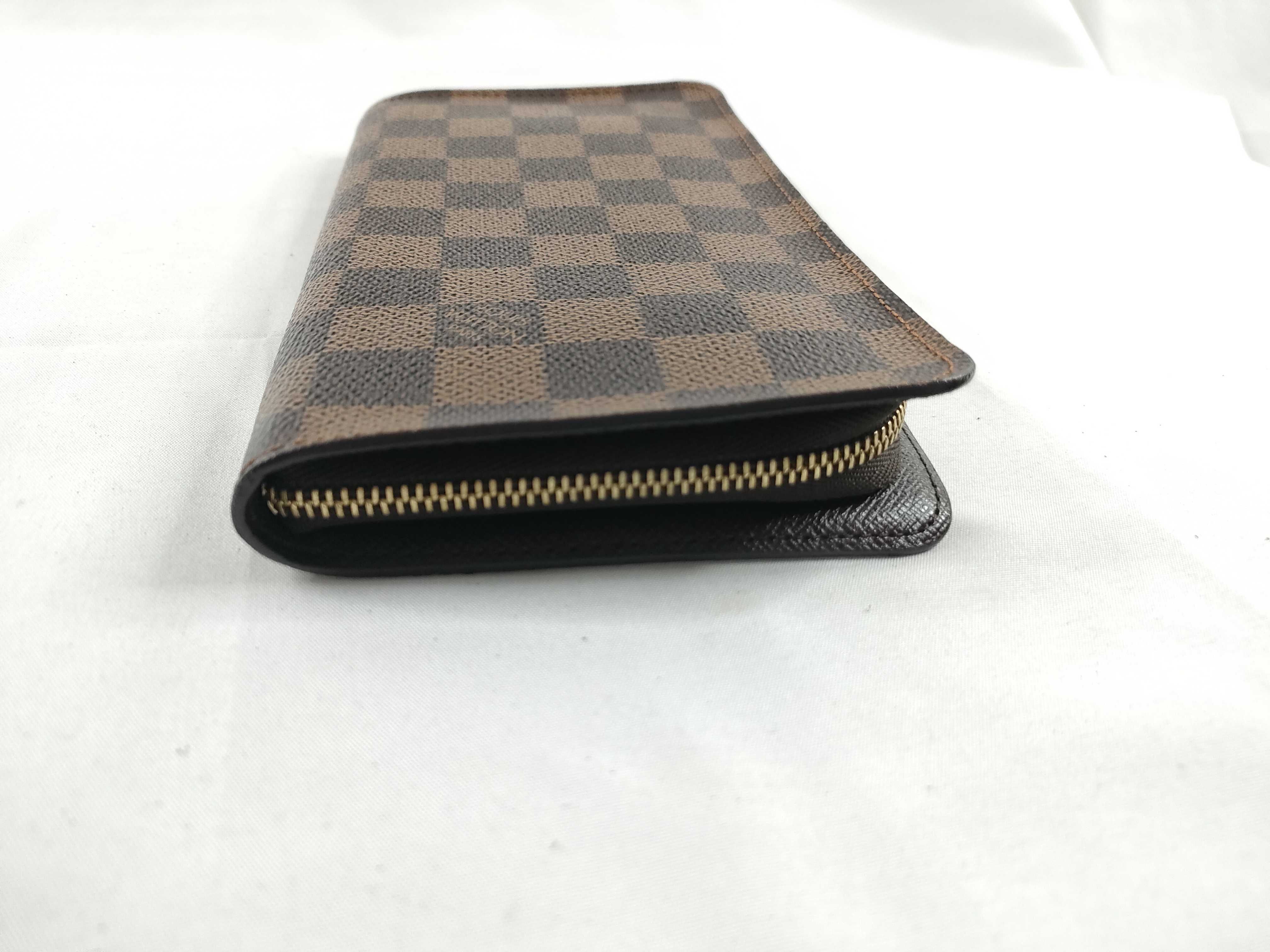 Damier Portemonnaie Zip Wallet — view 7