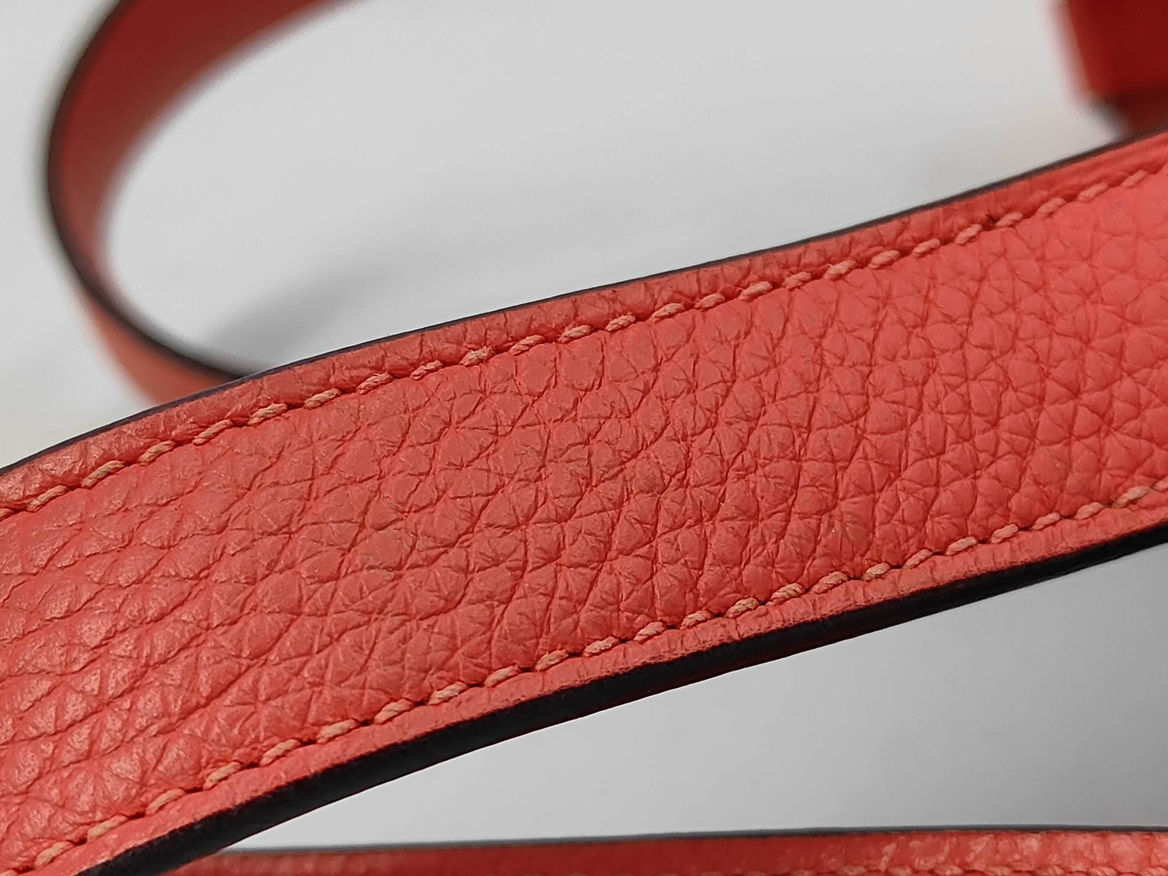 Picotin Lock PM Taurillon Clemence Leather/Bougainvillea Silver Hardware C Stamp Handbag — view 4
