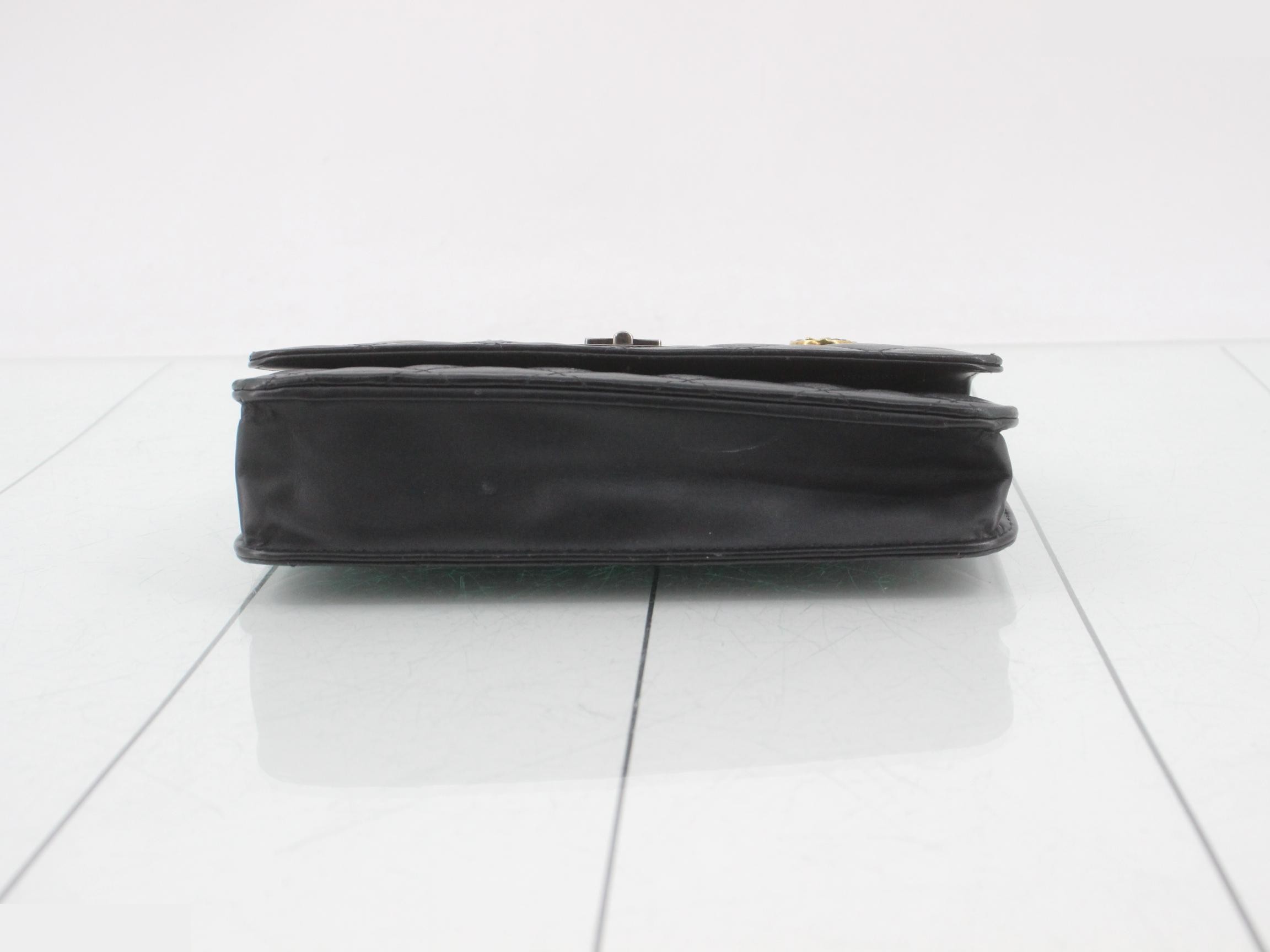 Matelassé 2.55 Lucky Charm Calfskin Chain Wallet — view 3