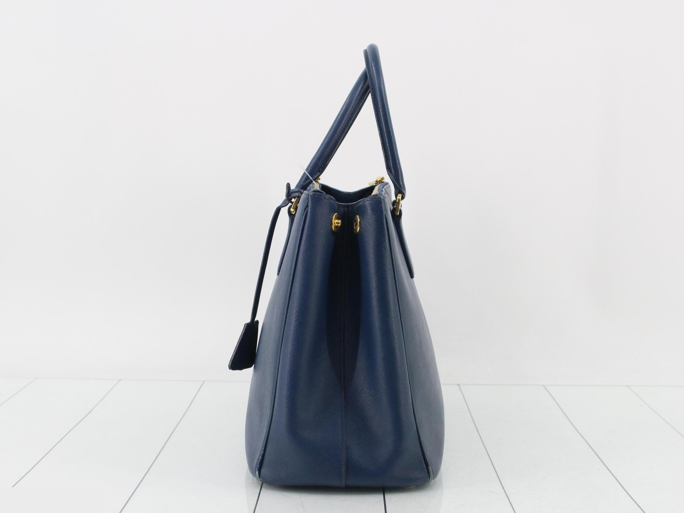 Saffiano handbag, blue — view 3