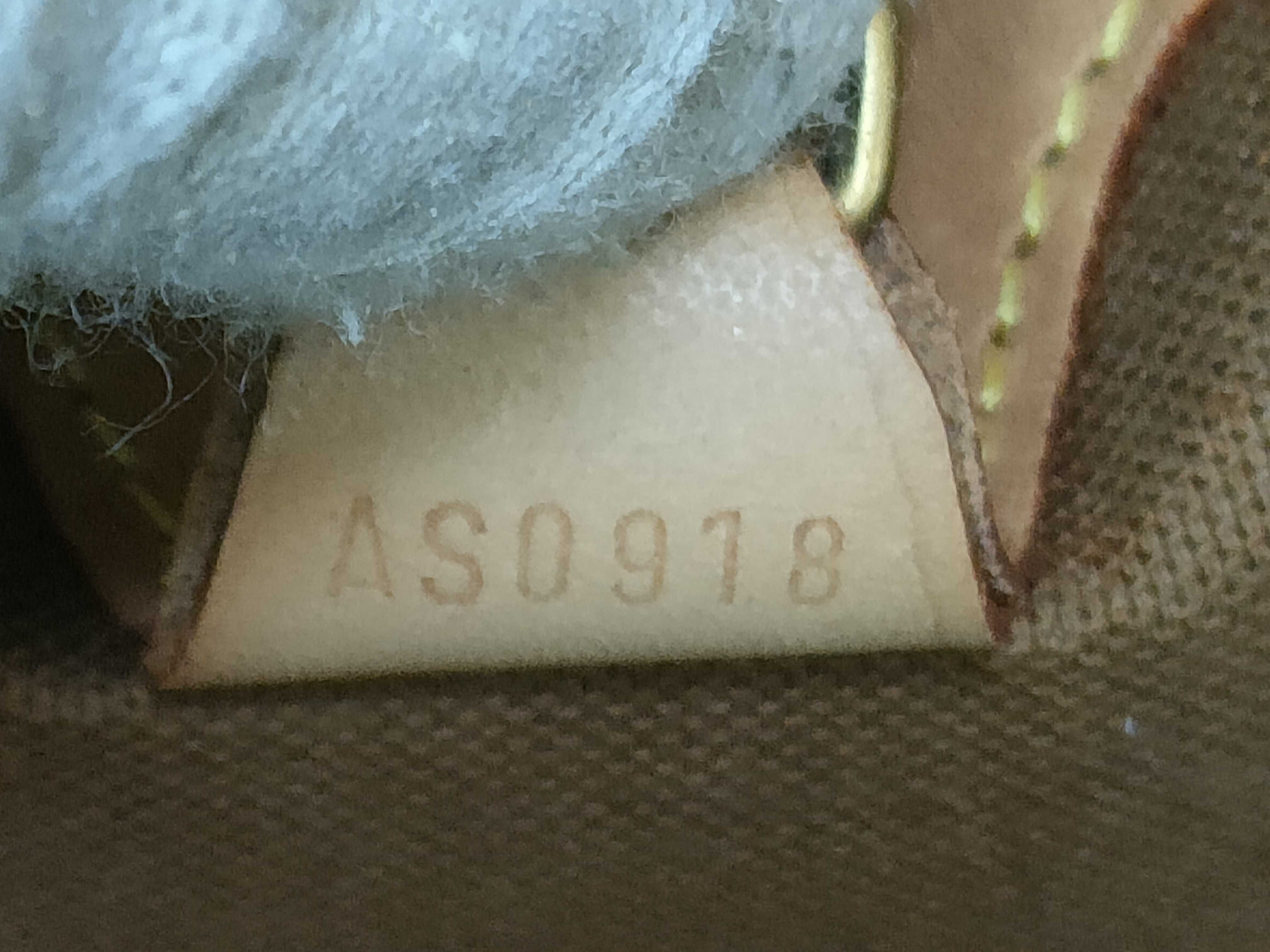 Monogram Vuitton Ellipse MM Handbag — view 13