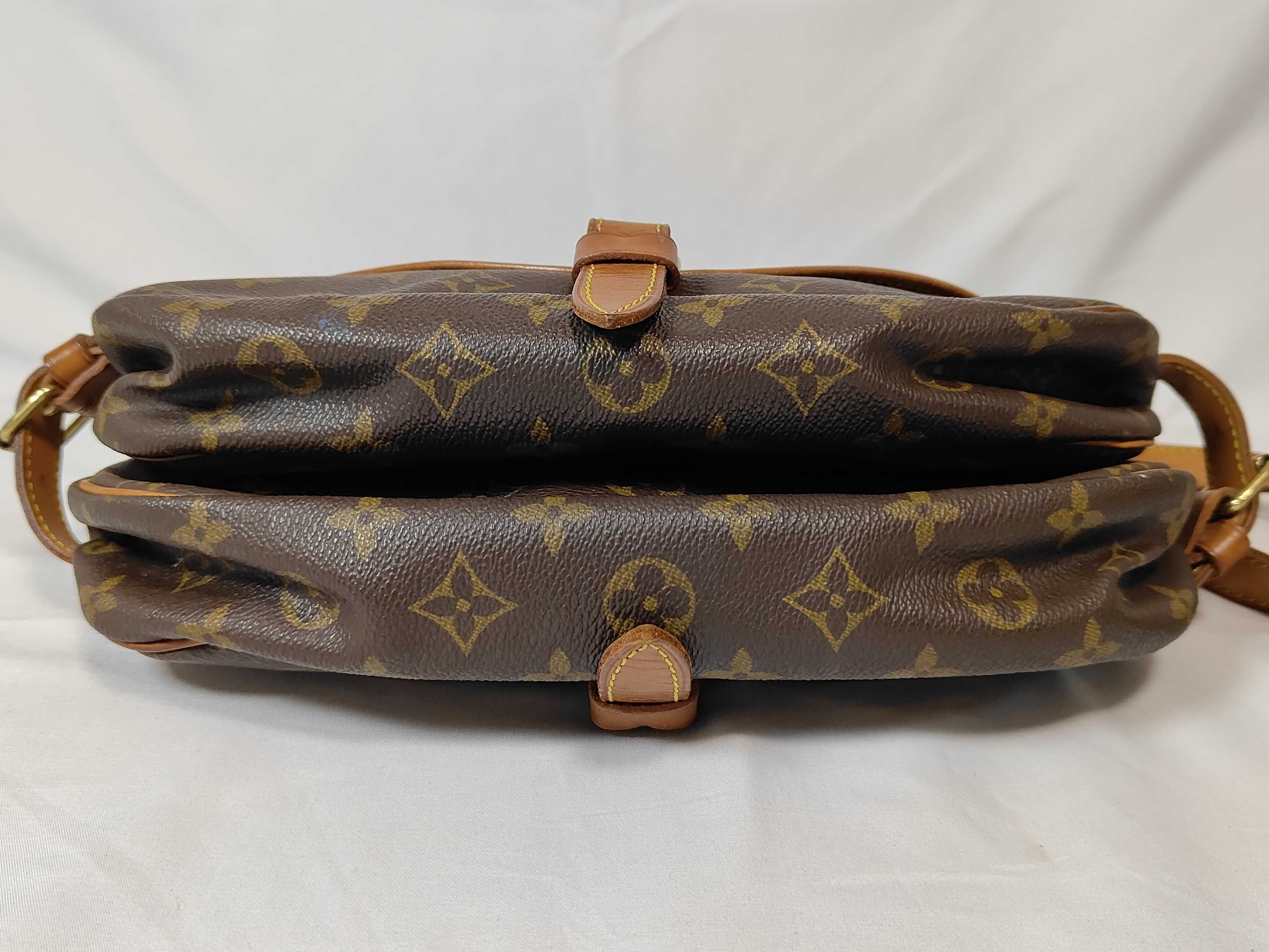 Monogram LV Saumur 30 Shoulder Bag — view 7