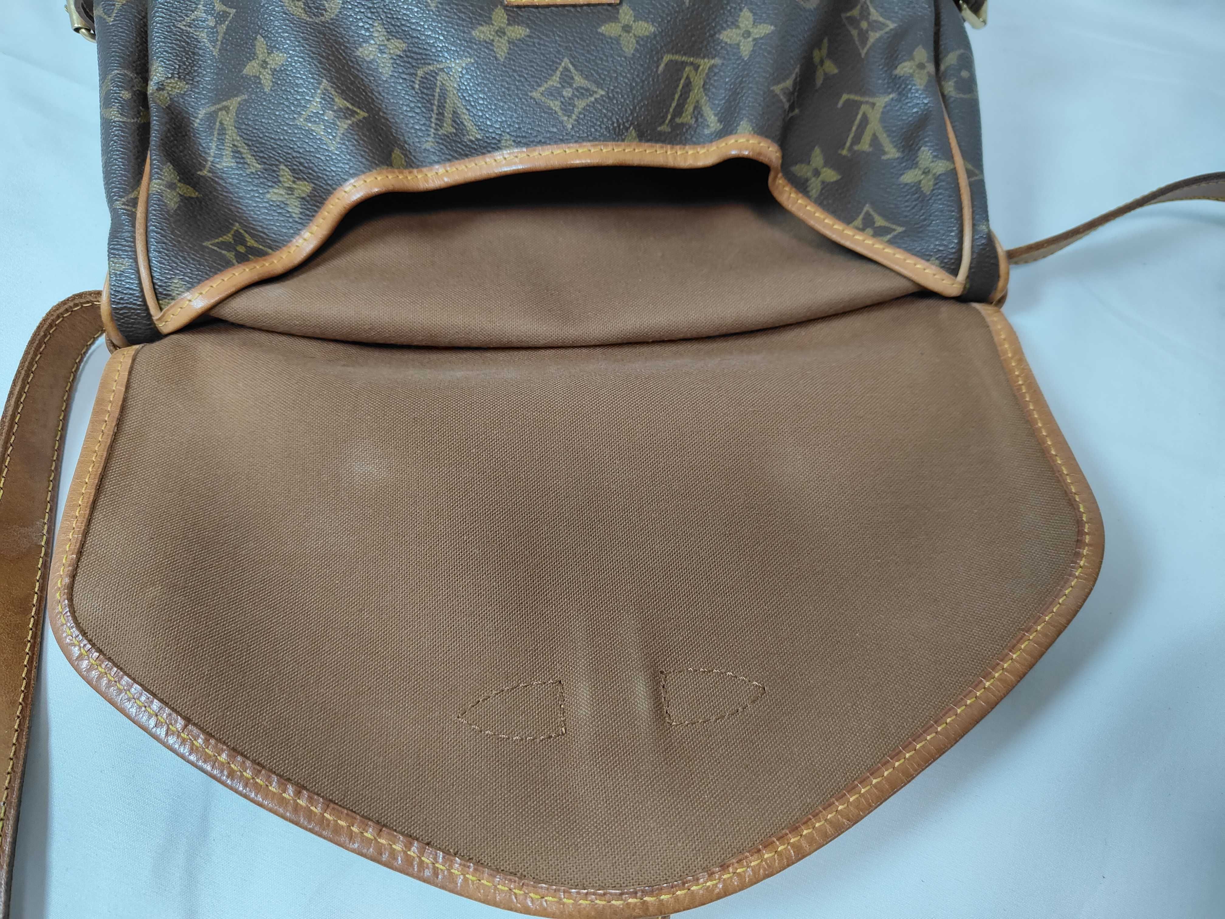 Monogram LV Saumur 30 Shoulder Bag — view 8