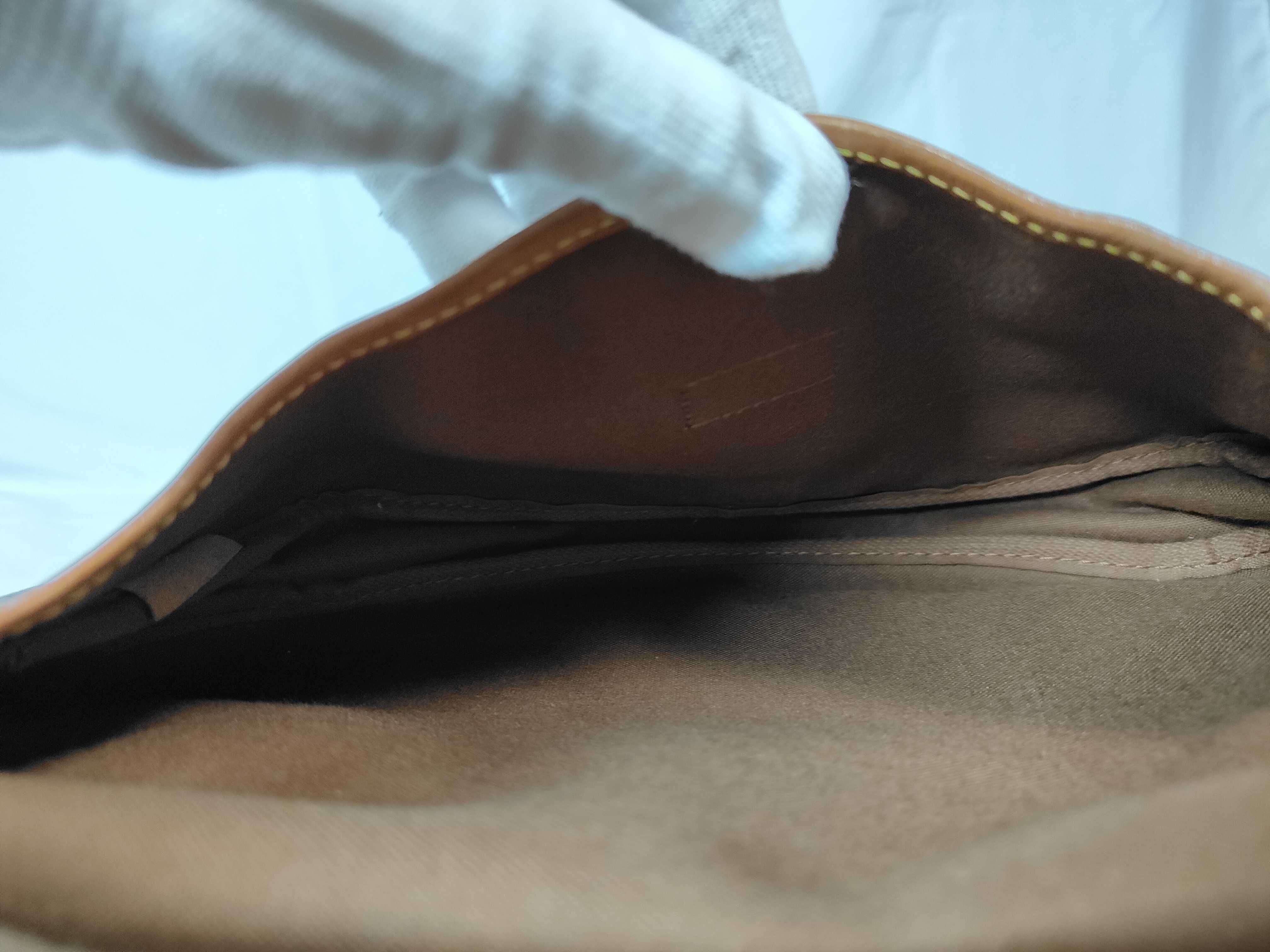 Monogram LV Saumur 30 Shoulder Bag — view 10