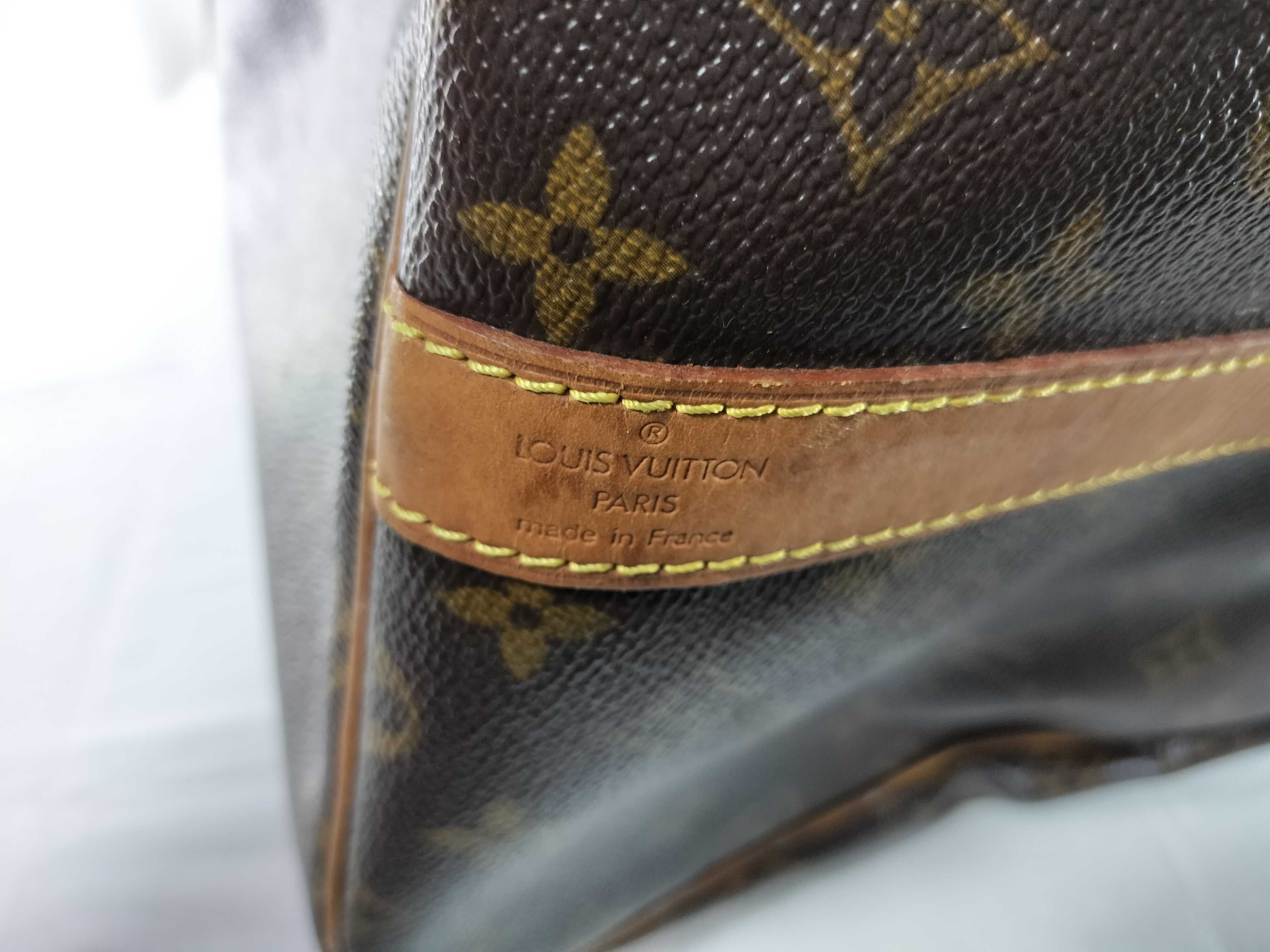 Monogram M41412 Keepall Bandoulière 55 Boston Bag (Shoulder strap missing) — view 12