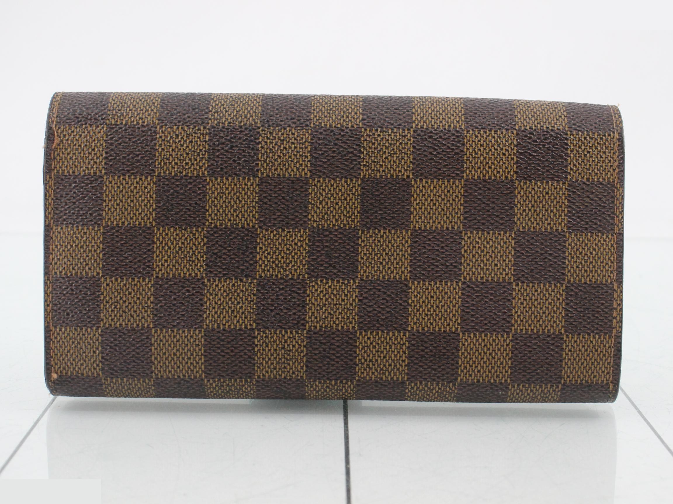Damier Portefeuille Sarah Bi-fold Long Wallet — view 2