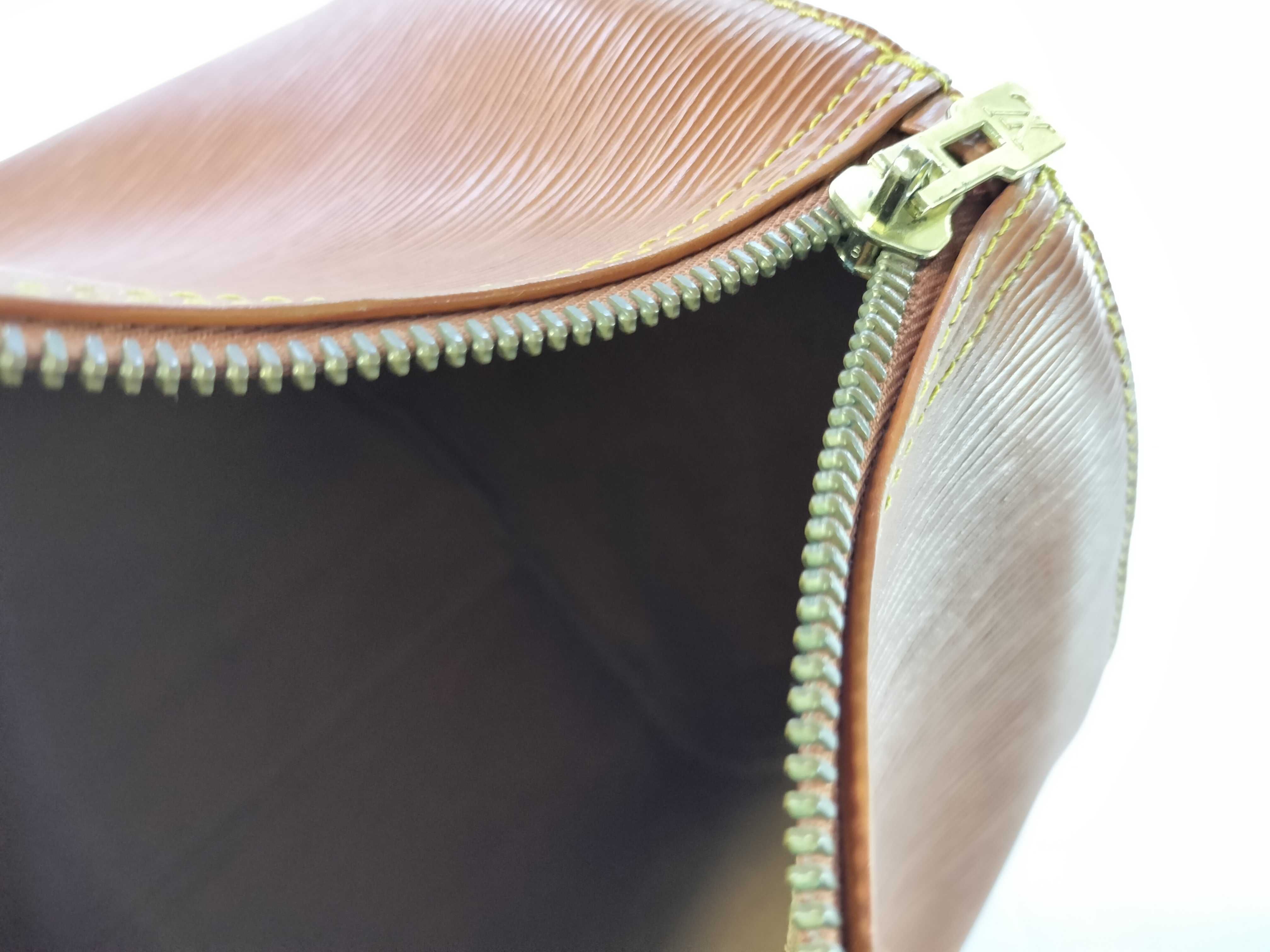 Epi M42962 Keepall 50 Boston Bag — view 9