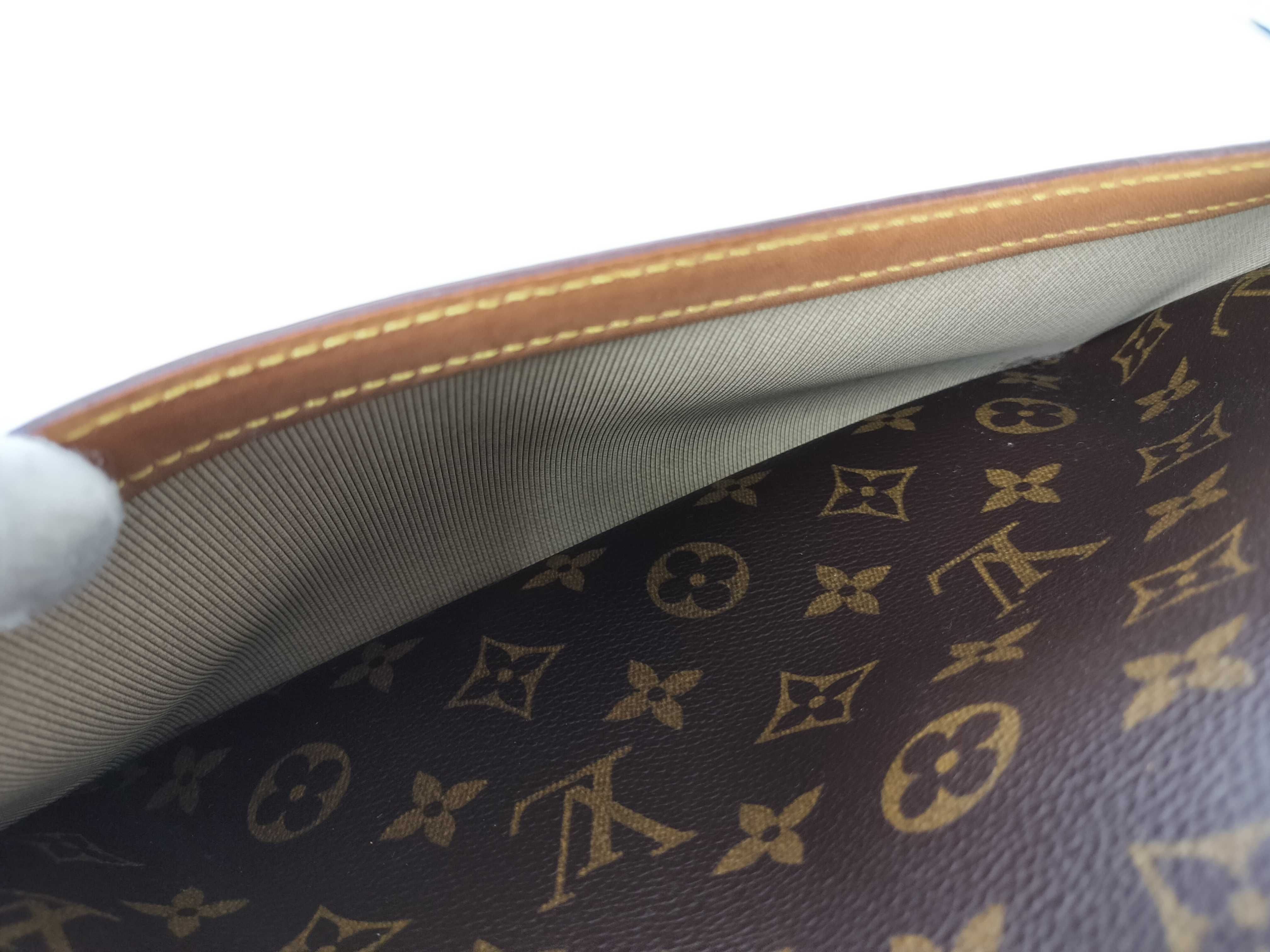 Monogram M45254 Reporter PM Shoulder Bag — view 15