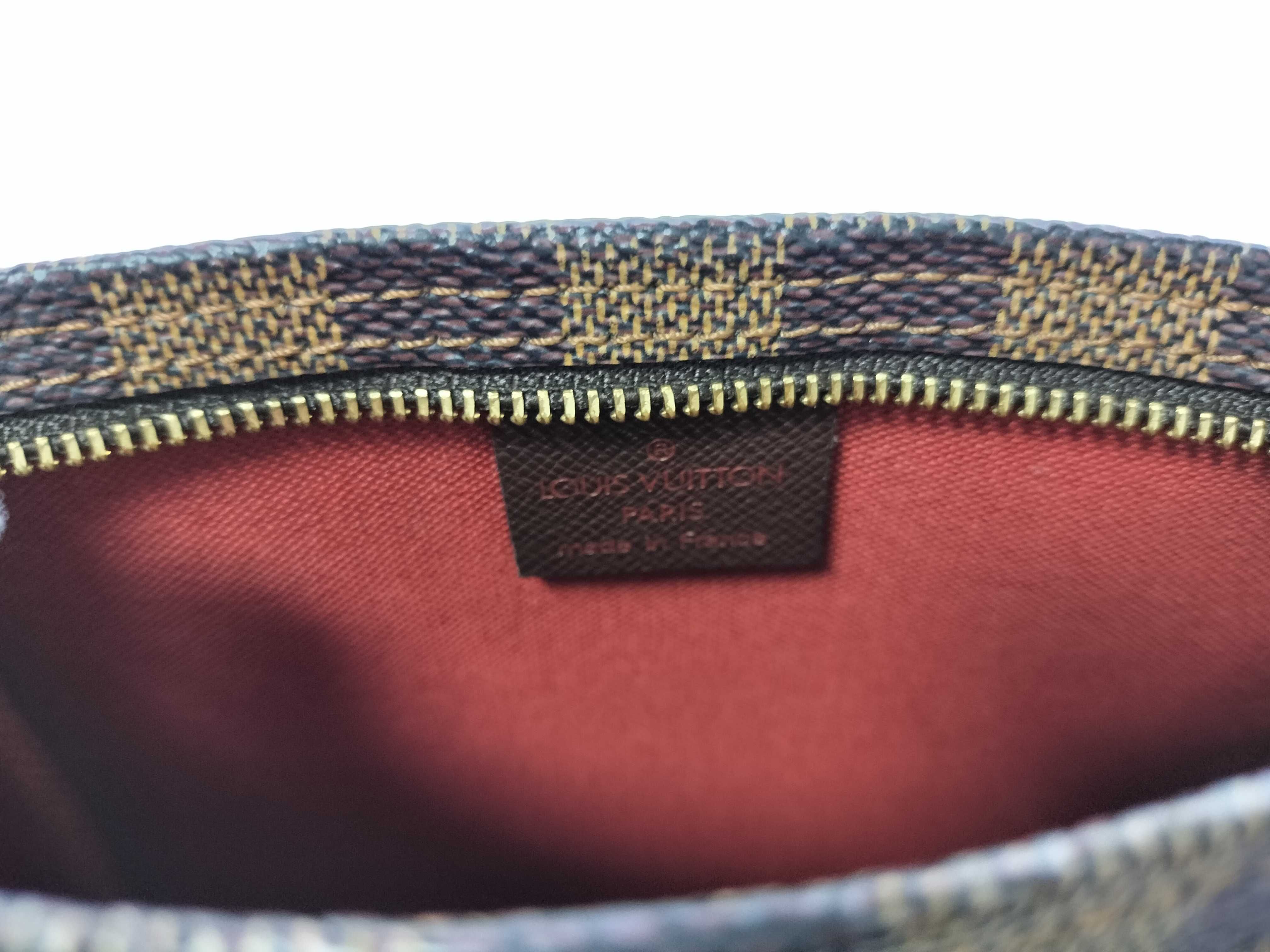 Damier Trousse Makeup Shoulder Bag — view 11