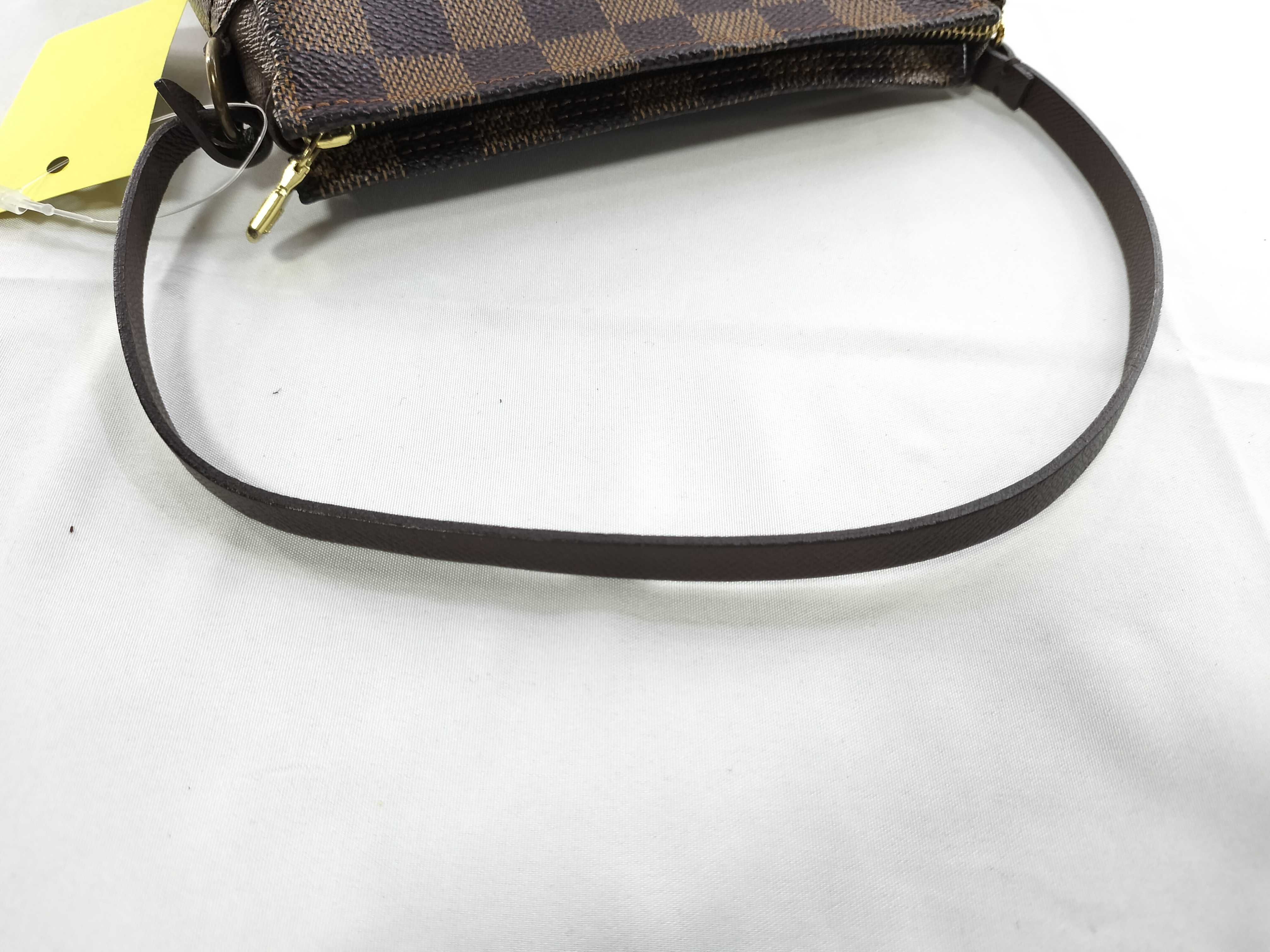 Damier Trousse Makeup Shoulder Bag — view 3