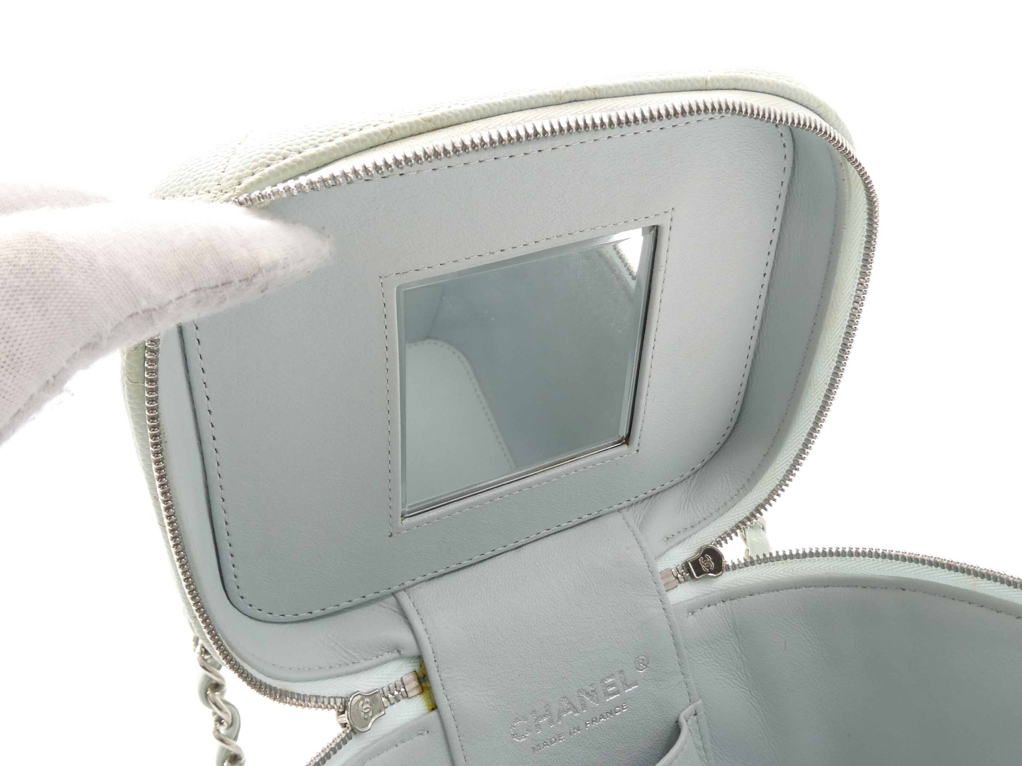 Caviar Skin Coco Mark Chain 2-Way Vanity Bag — view 7