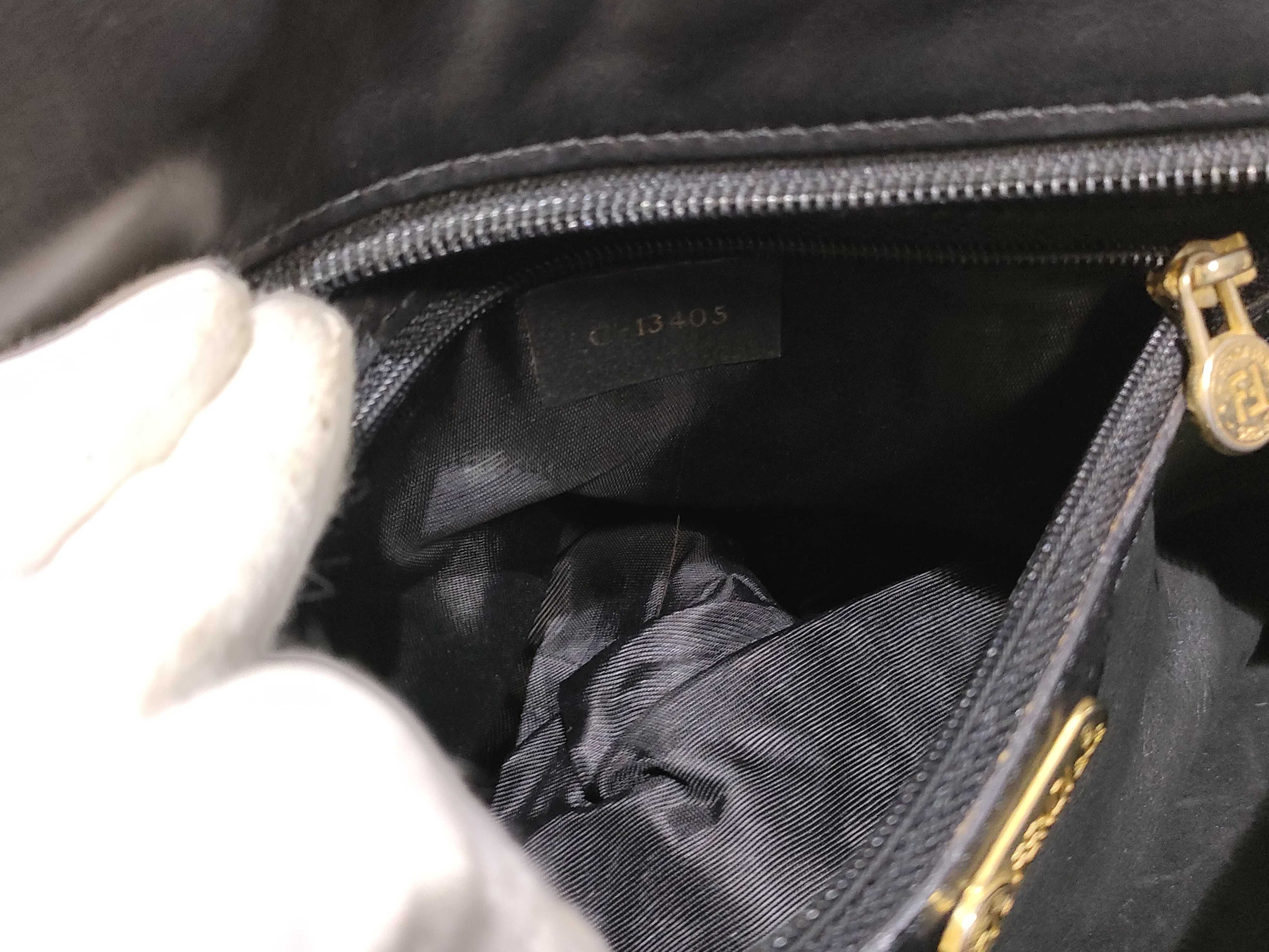 Pasta Metal Handle Leather Handbag — view 10