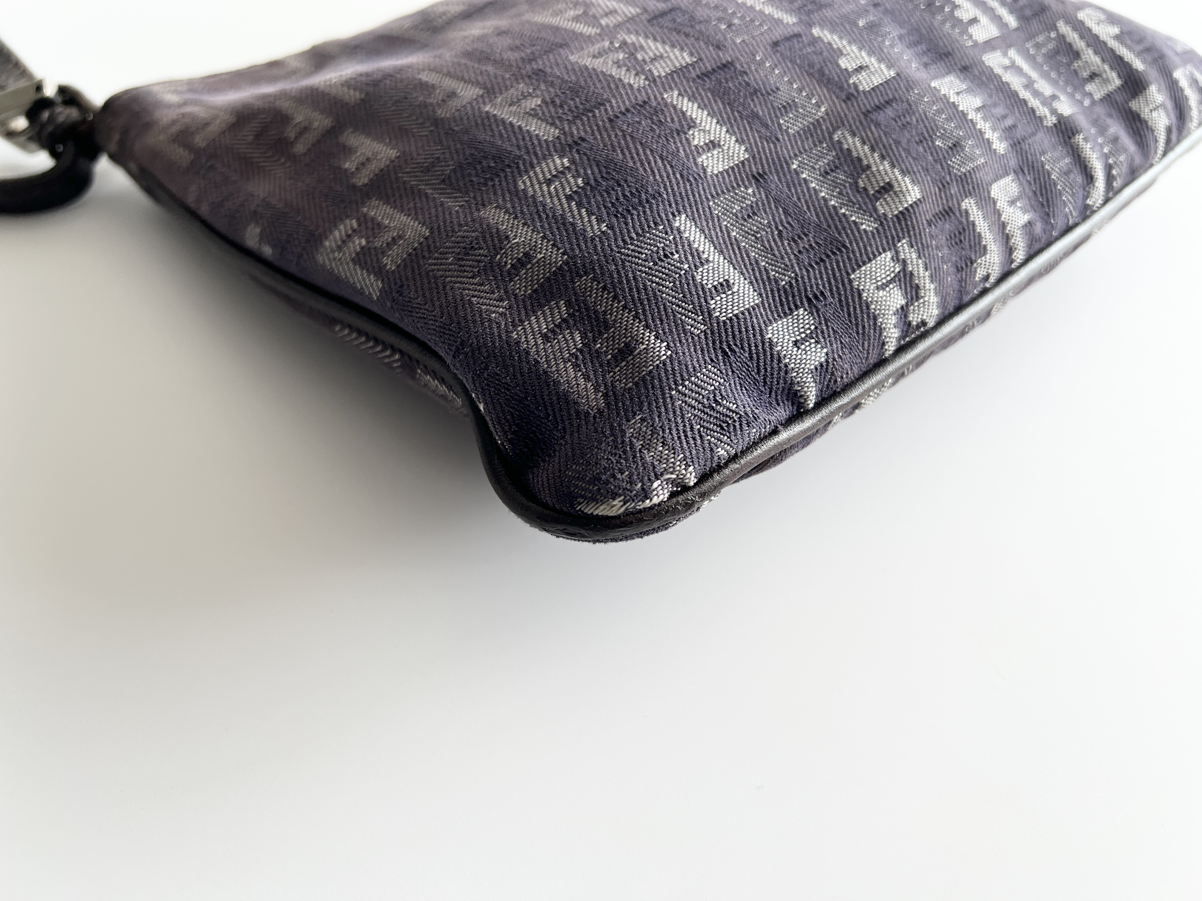 Zucchino Canvas Leather Denim Shoulder Bag — view 8
