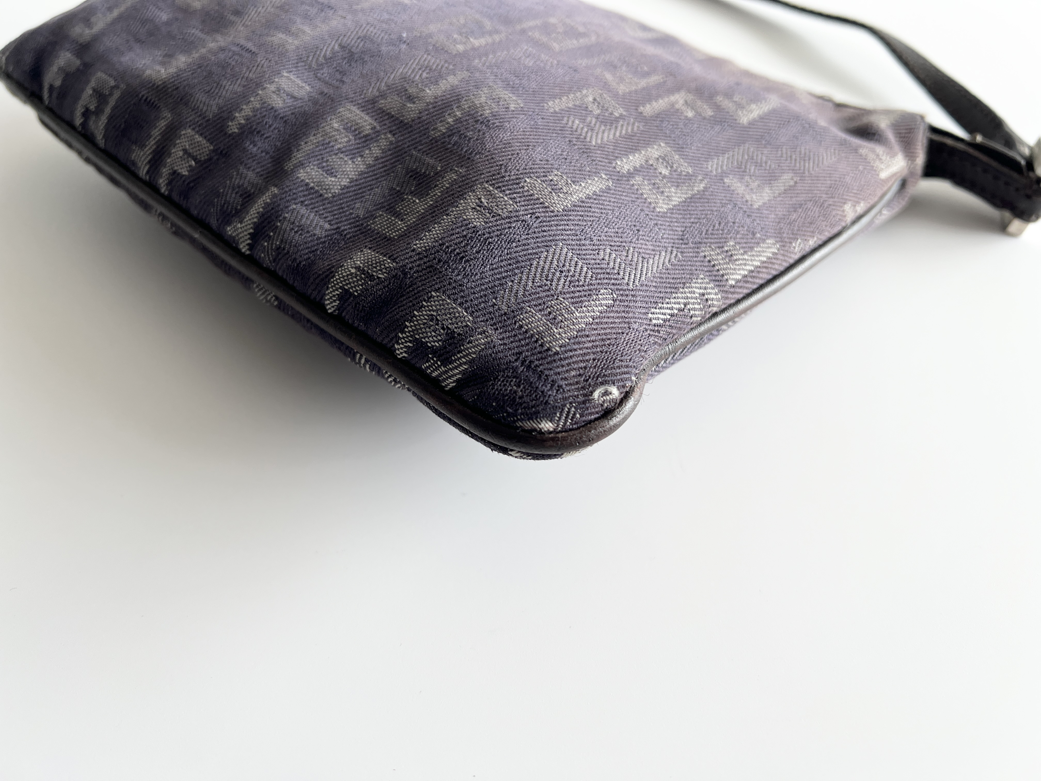 Zucchino Canvas Leather Denim Shoulder Bag — view 9