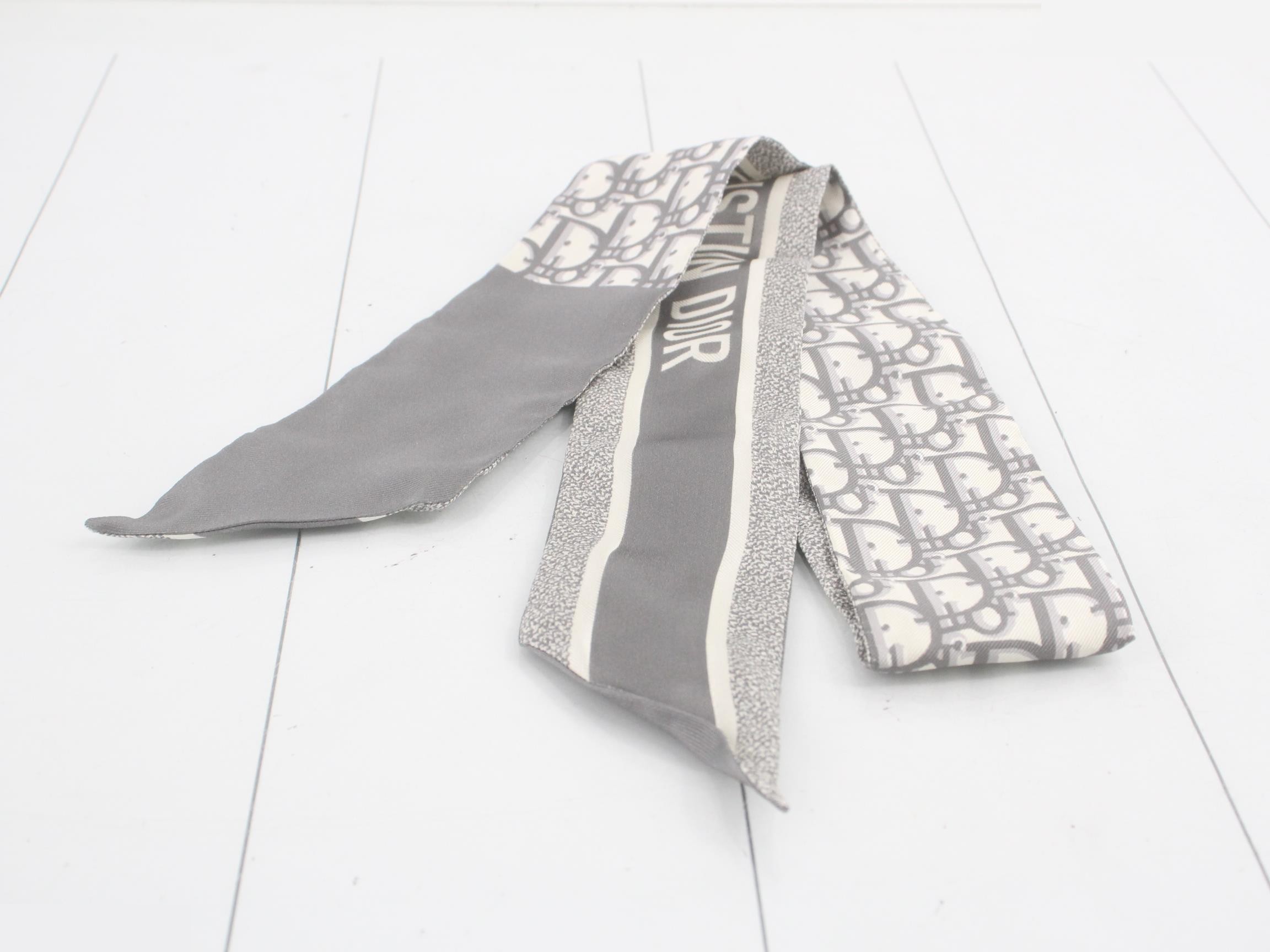 Trotter Oblique Scarf Twilly — view 2