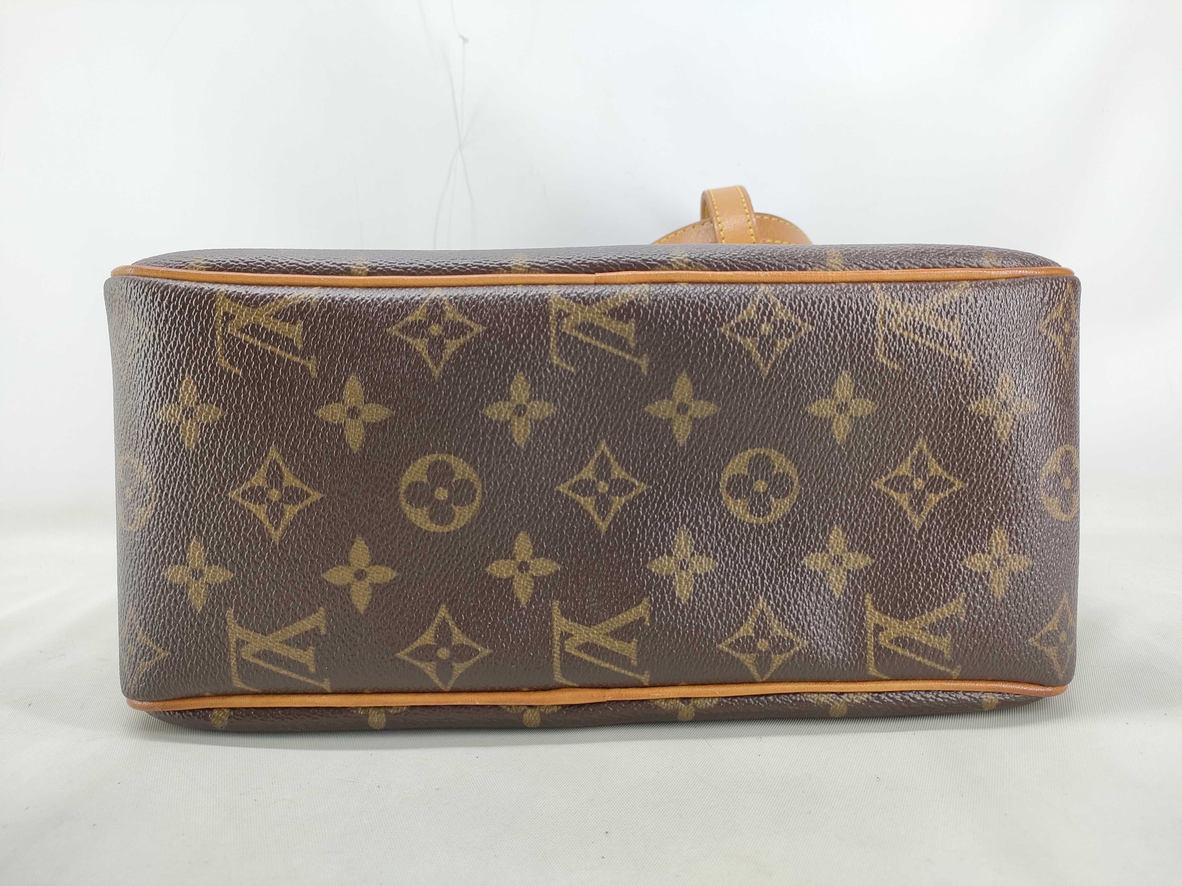 Monogram Cite MM TH0044 Handbag — view 3