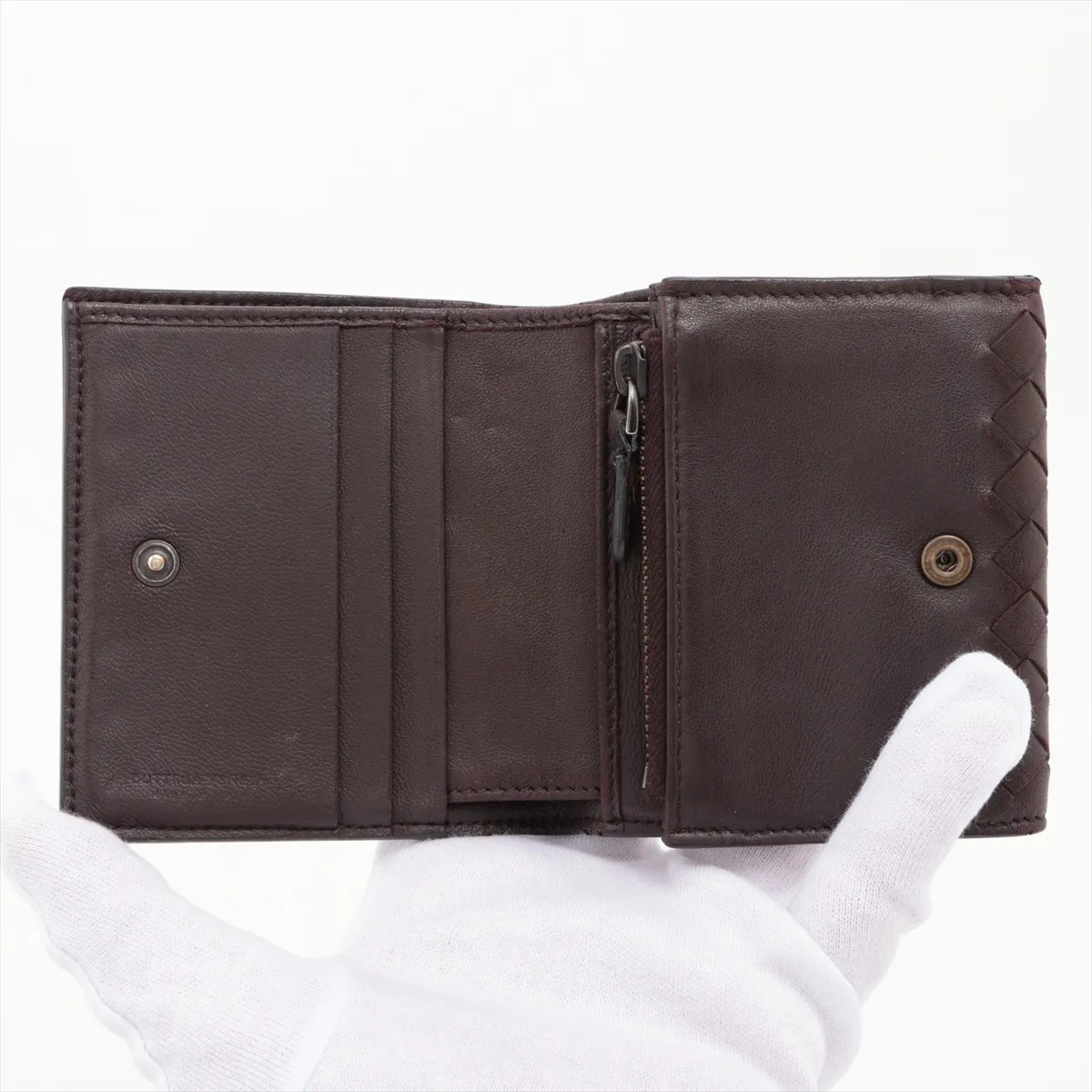 Intrecciato Leather Compact Wallet Brown — view 3