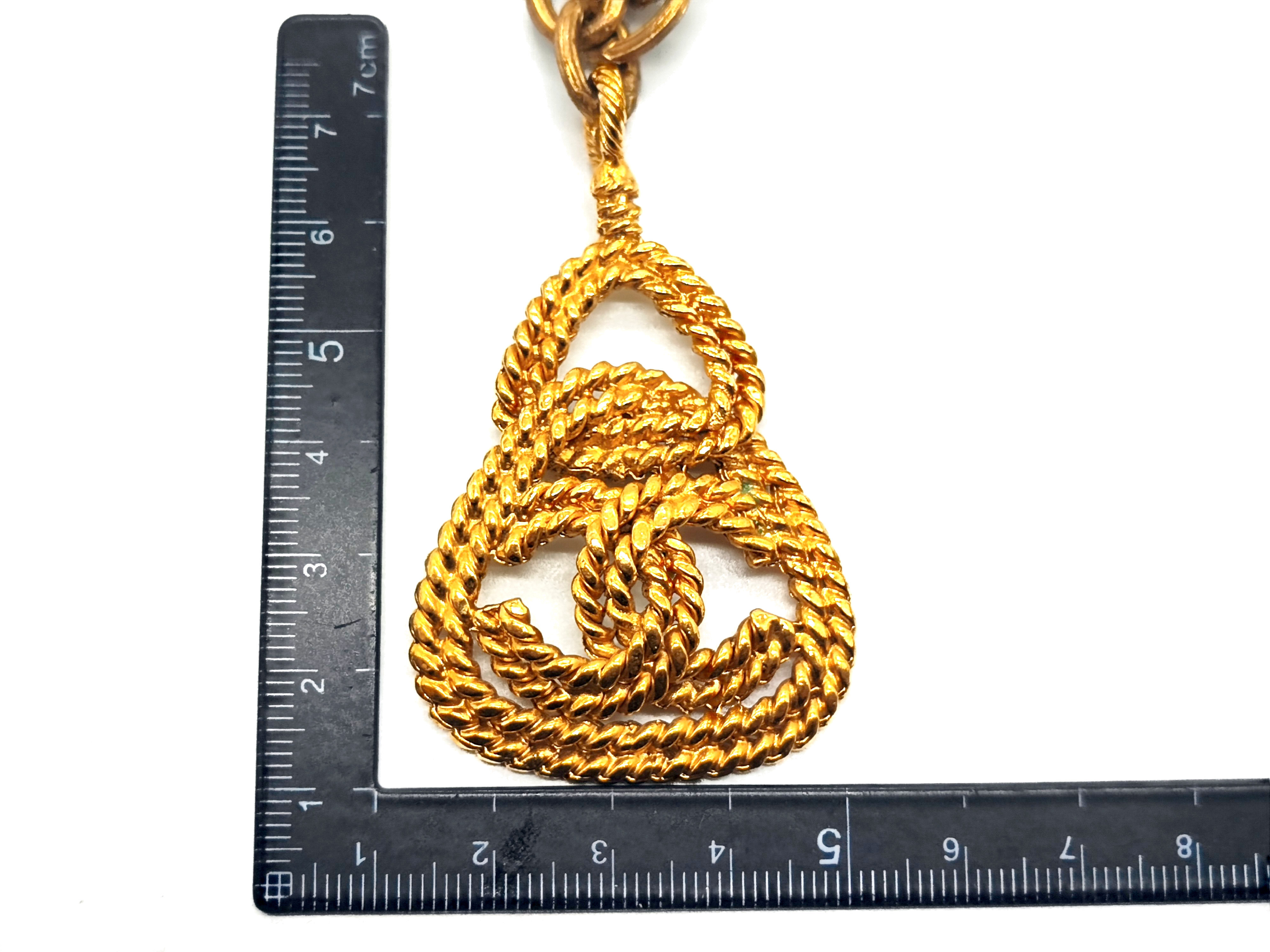 Coco Mark Triangle Mesh Pattern Necklace 28 Necklace — view 3