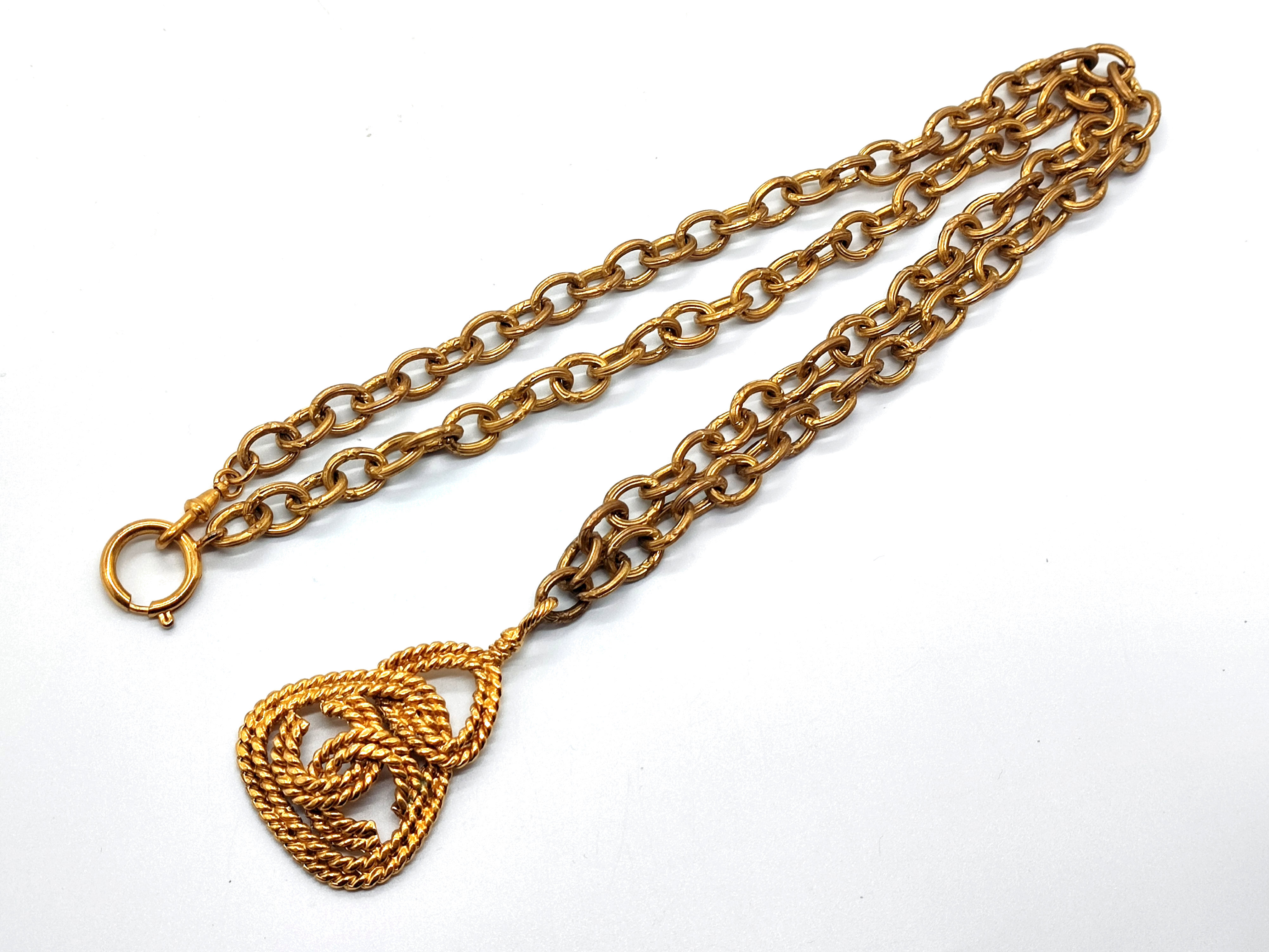 Coco Mark Triangle Mesh Pattern Necklace 28 Necklace — view 4