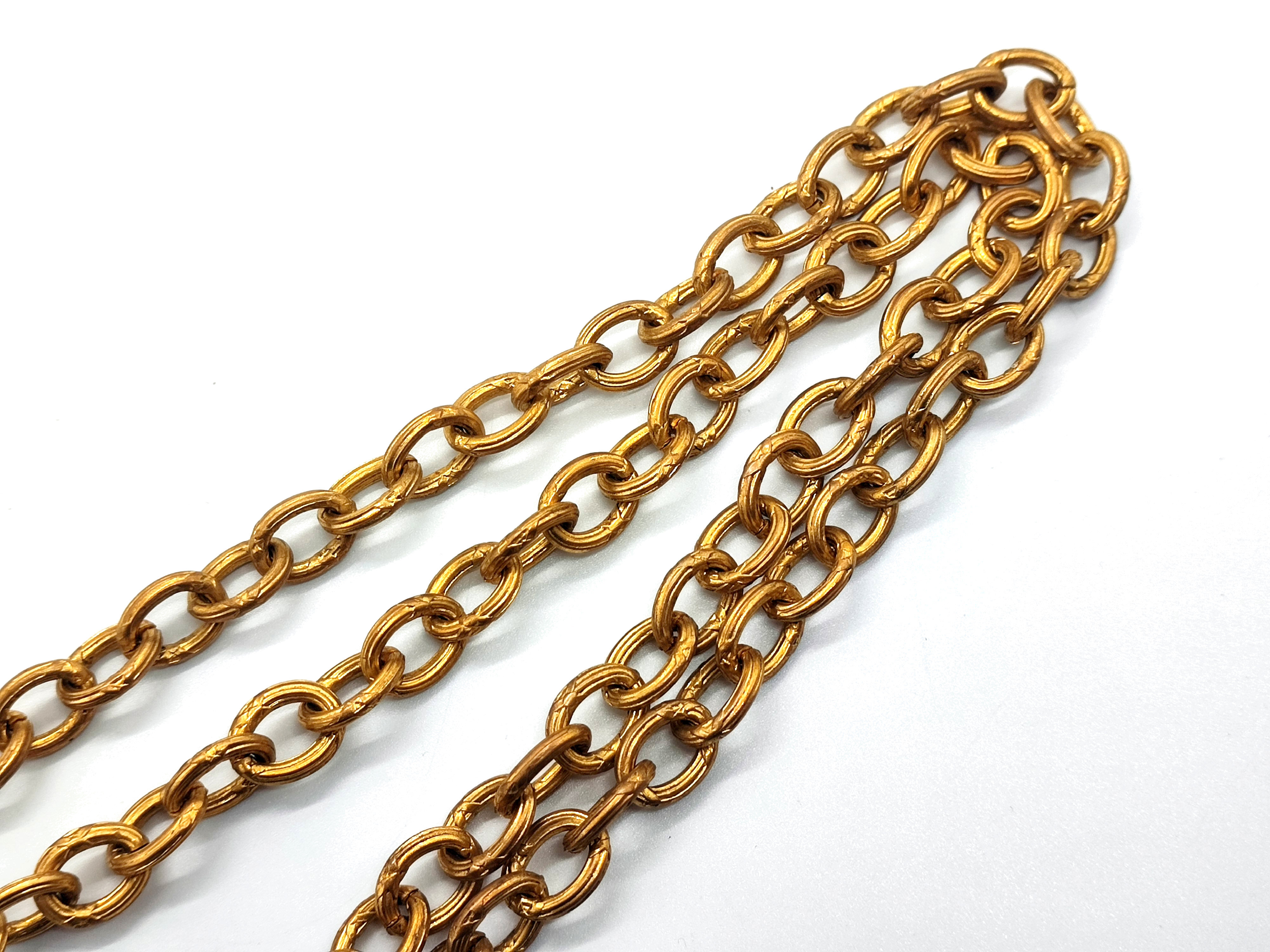 Coco Mark Triangle Mesh Pattern Necklace 28 Necklace — view 6