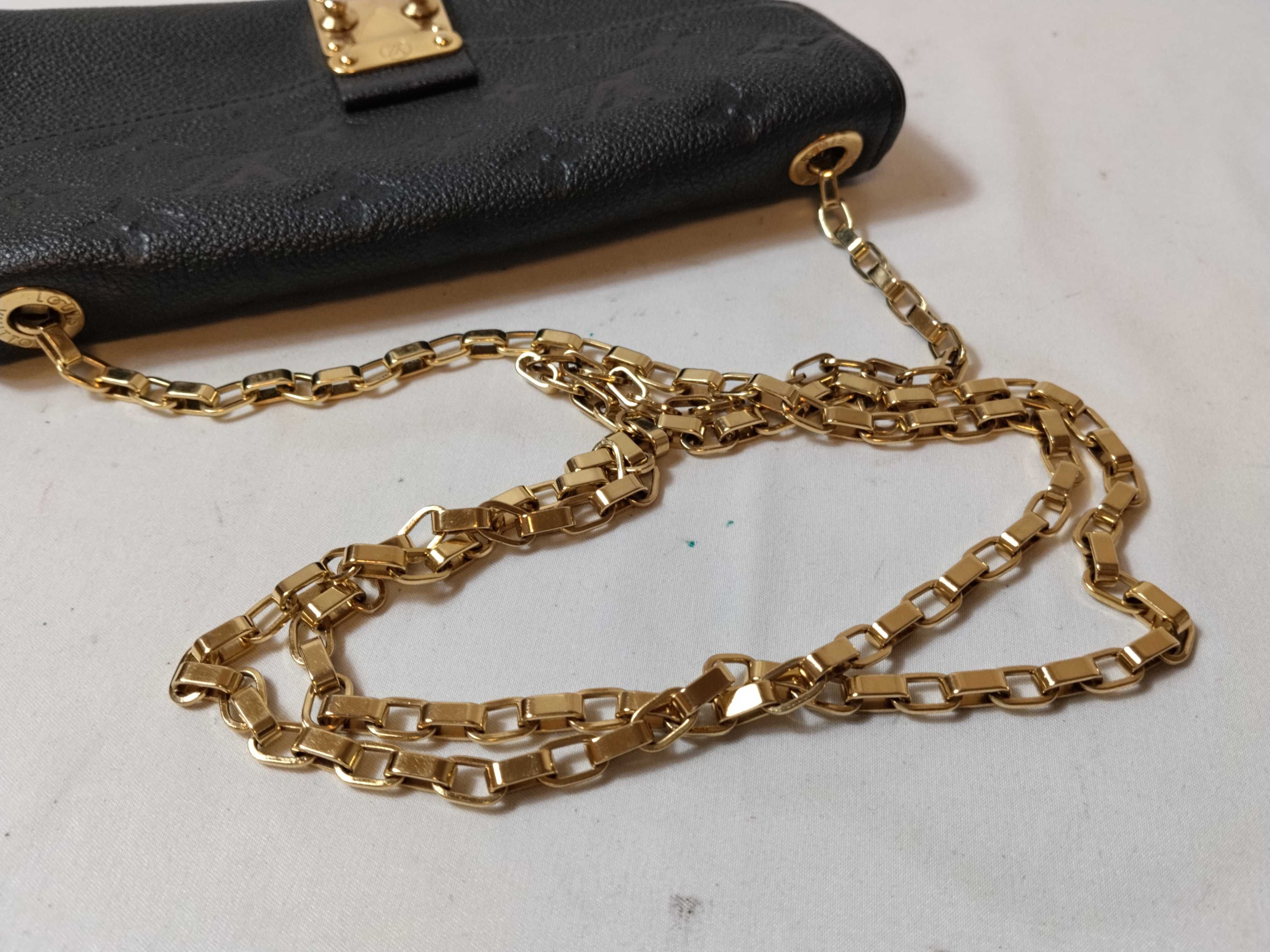 Monogram Empreinte Pochette Saint Germain M60638 Noir Shoulder Bag — view 3
