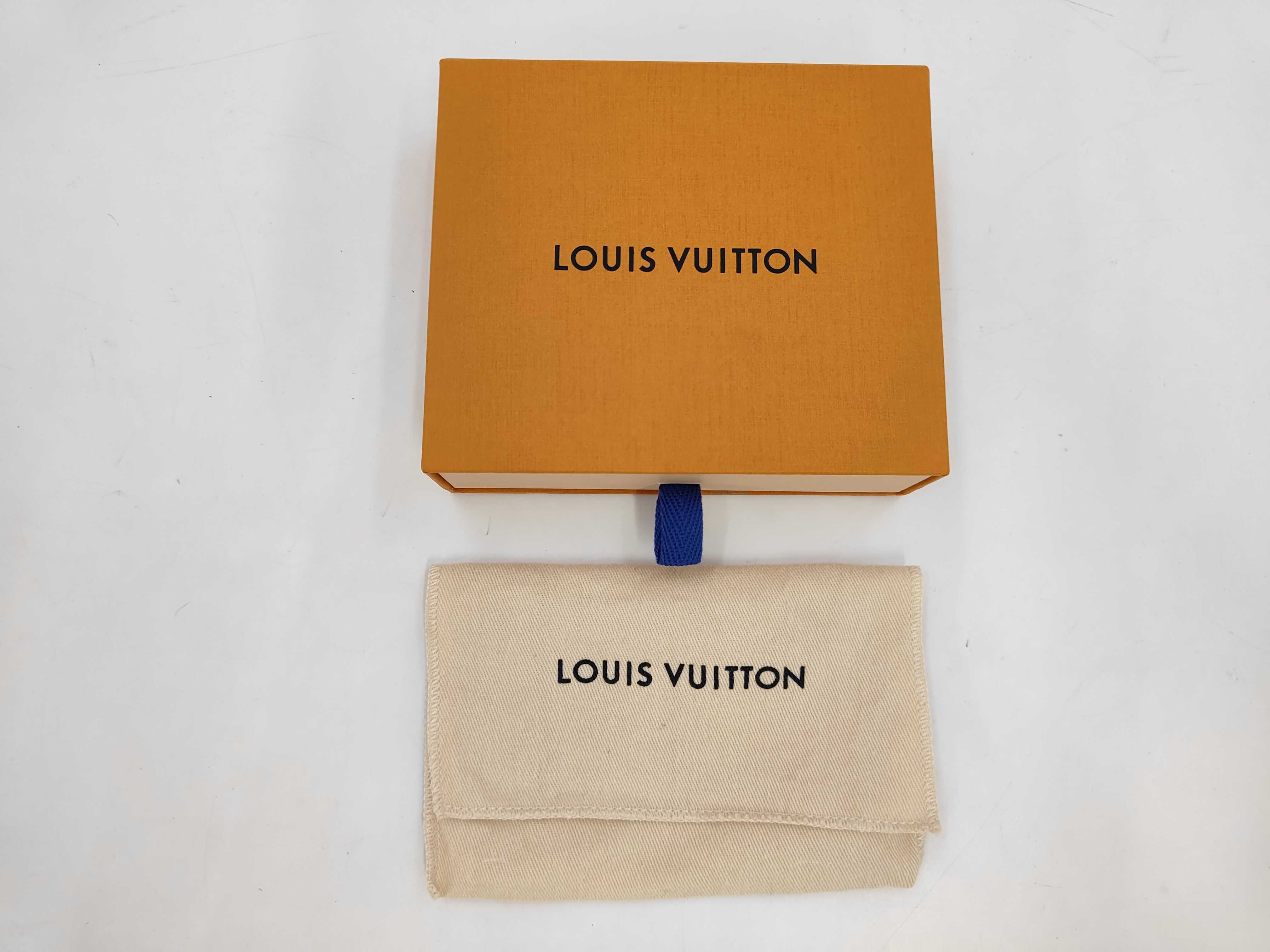 Monogram Reverse Portefeuille Lou Wallet — view 10