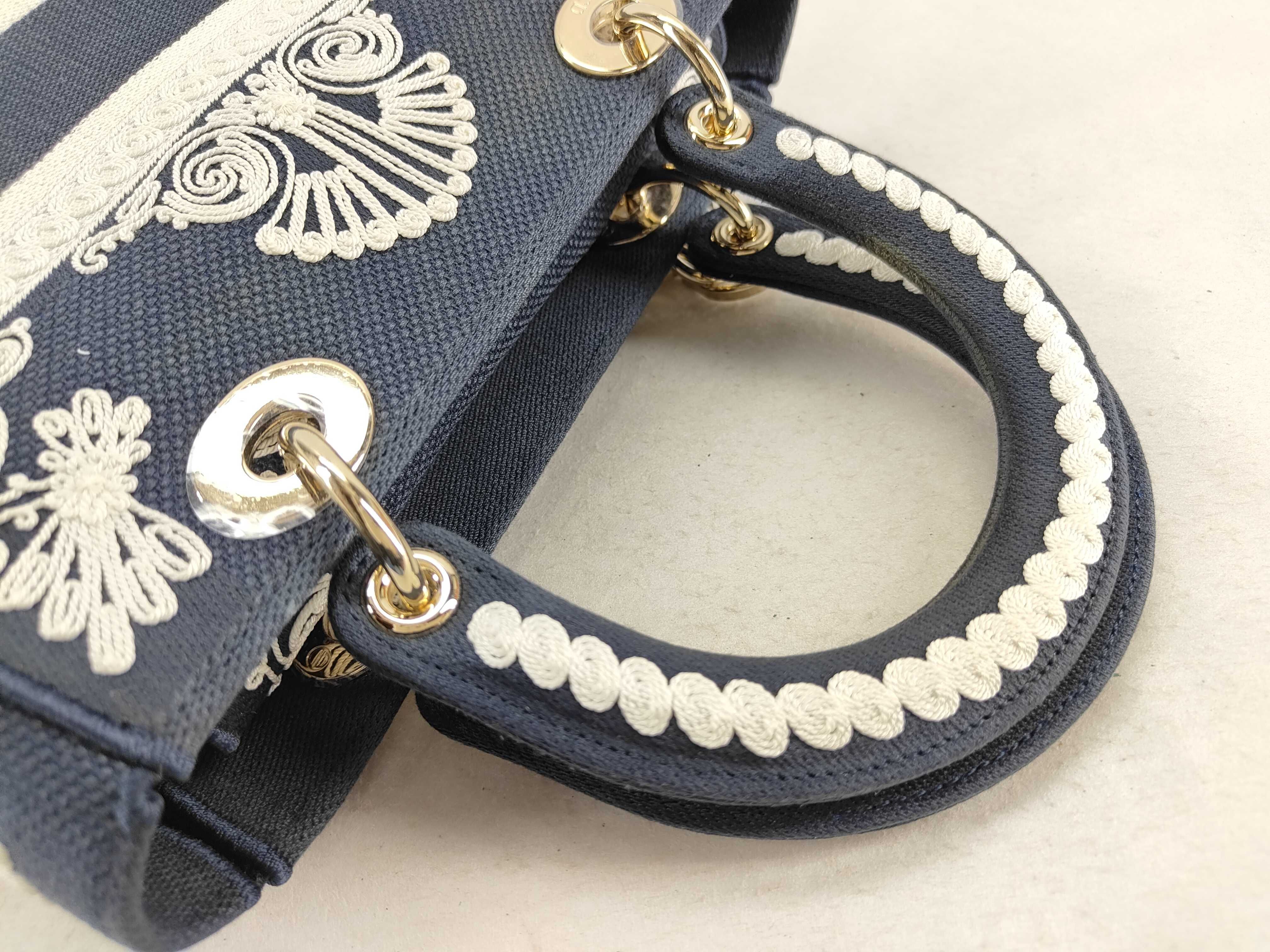 LADY D-LITE Cornelie Medium Handbag with Protective Seal — view 4