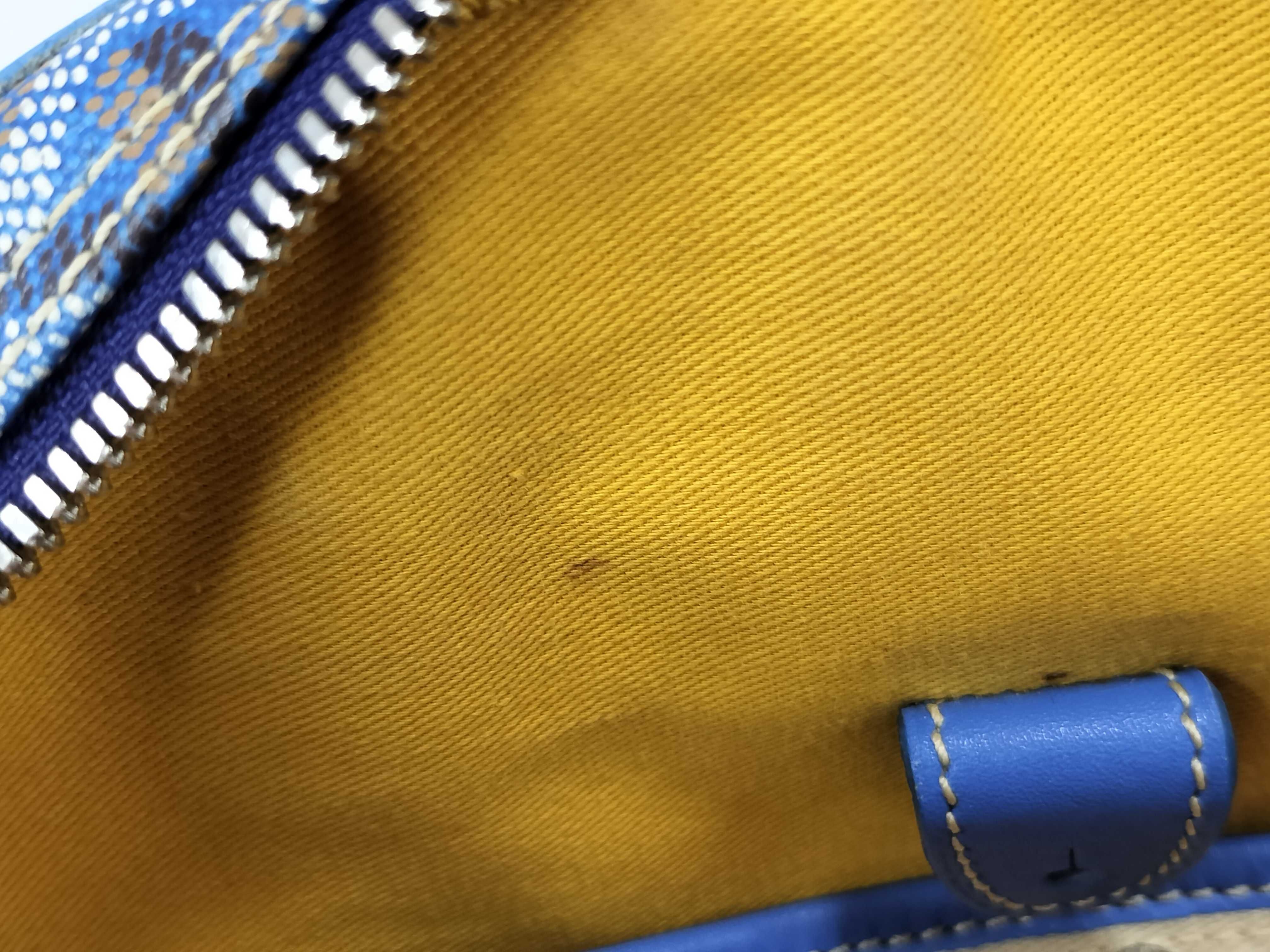 Saint Jeanne PM Blue Handbag — view 13