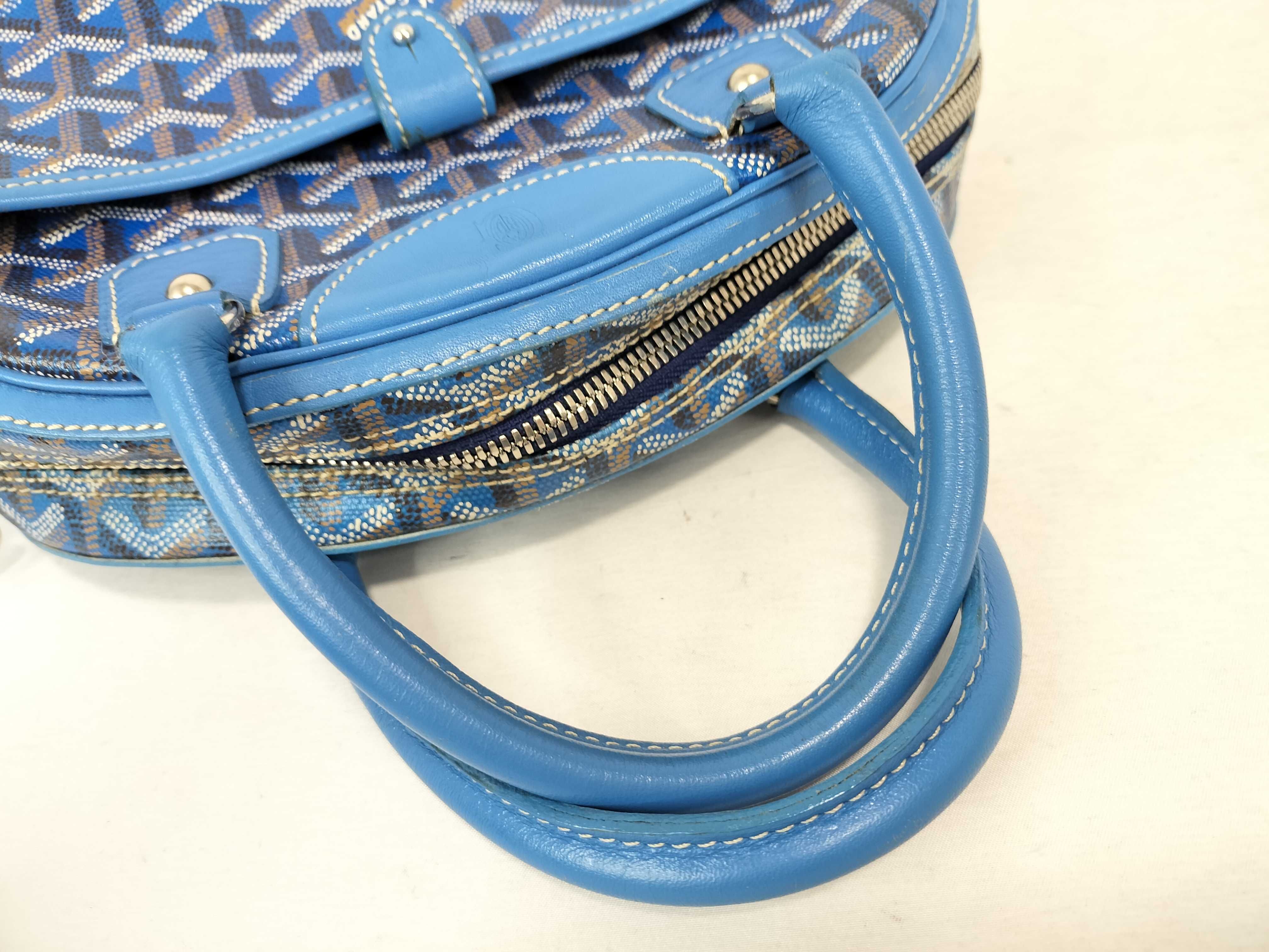 Saint Jeanne PM Blue Handbag — view 3