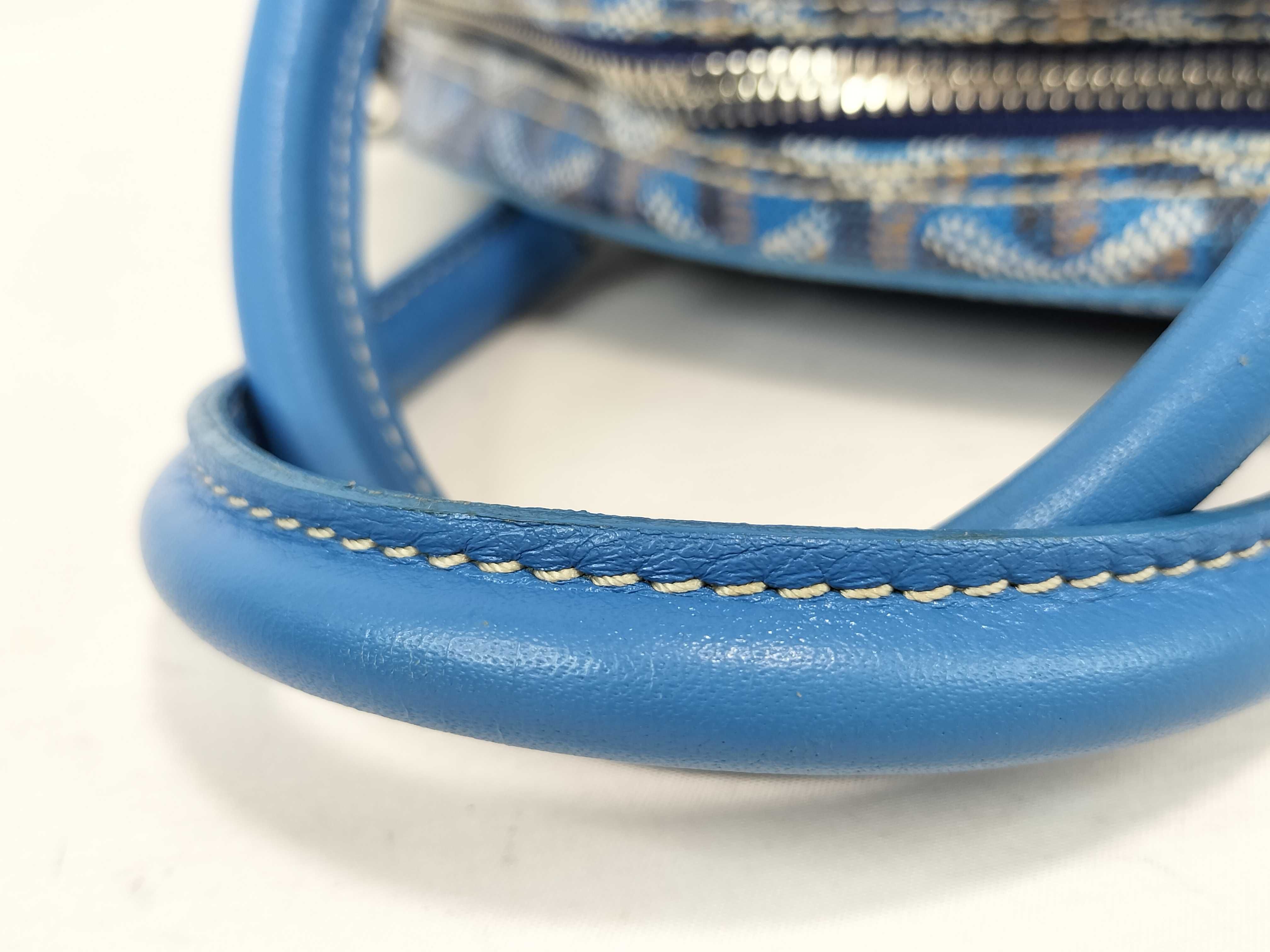 Saint Jeanne PM Blue Handbag — view 4