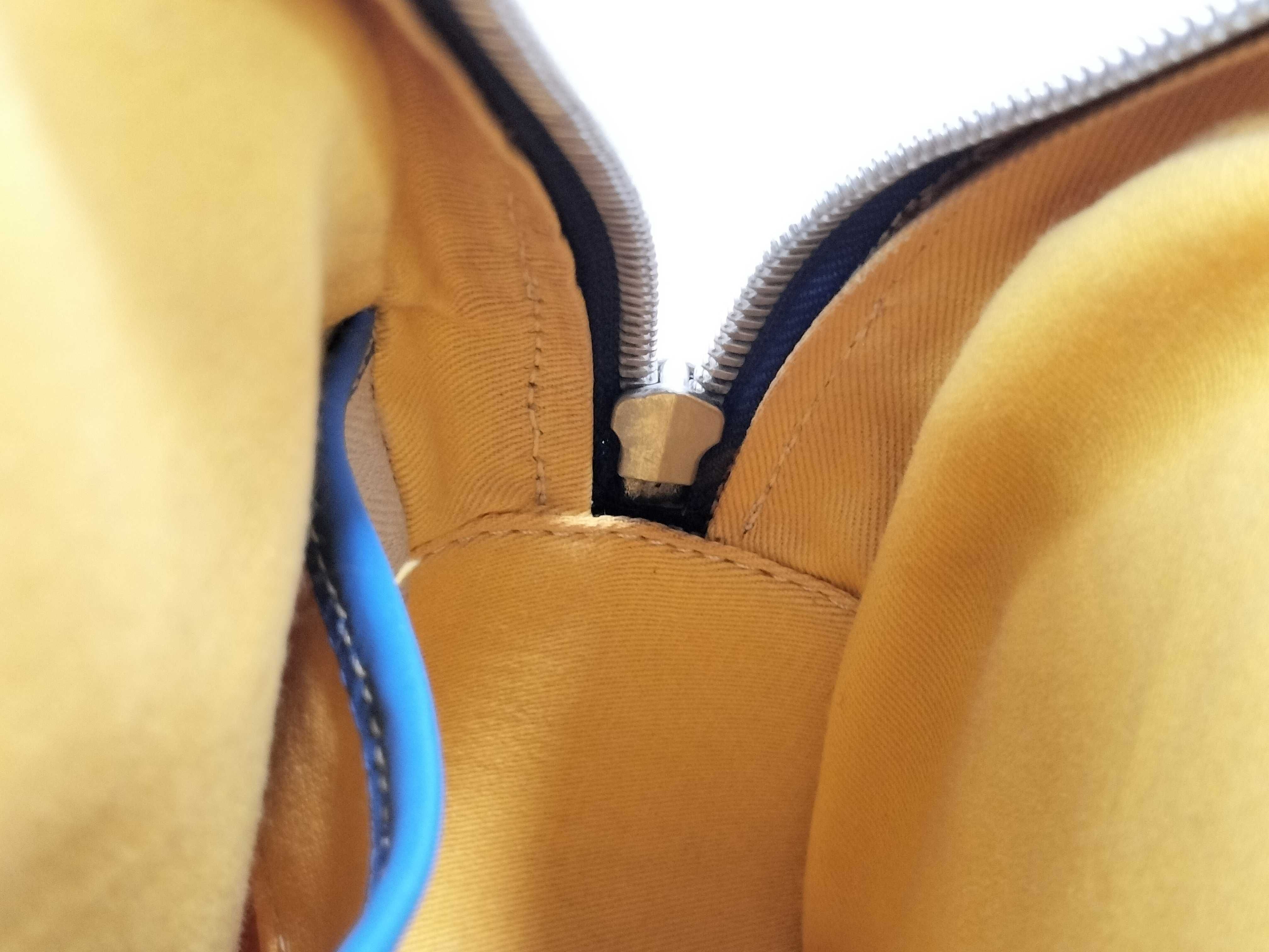 Saint Jeanne PM Blue Handbag — view 9