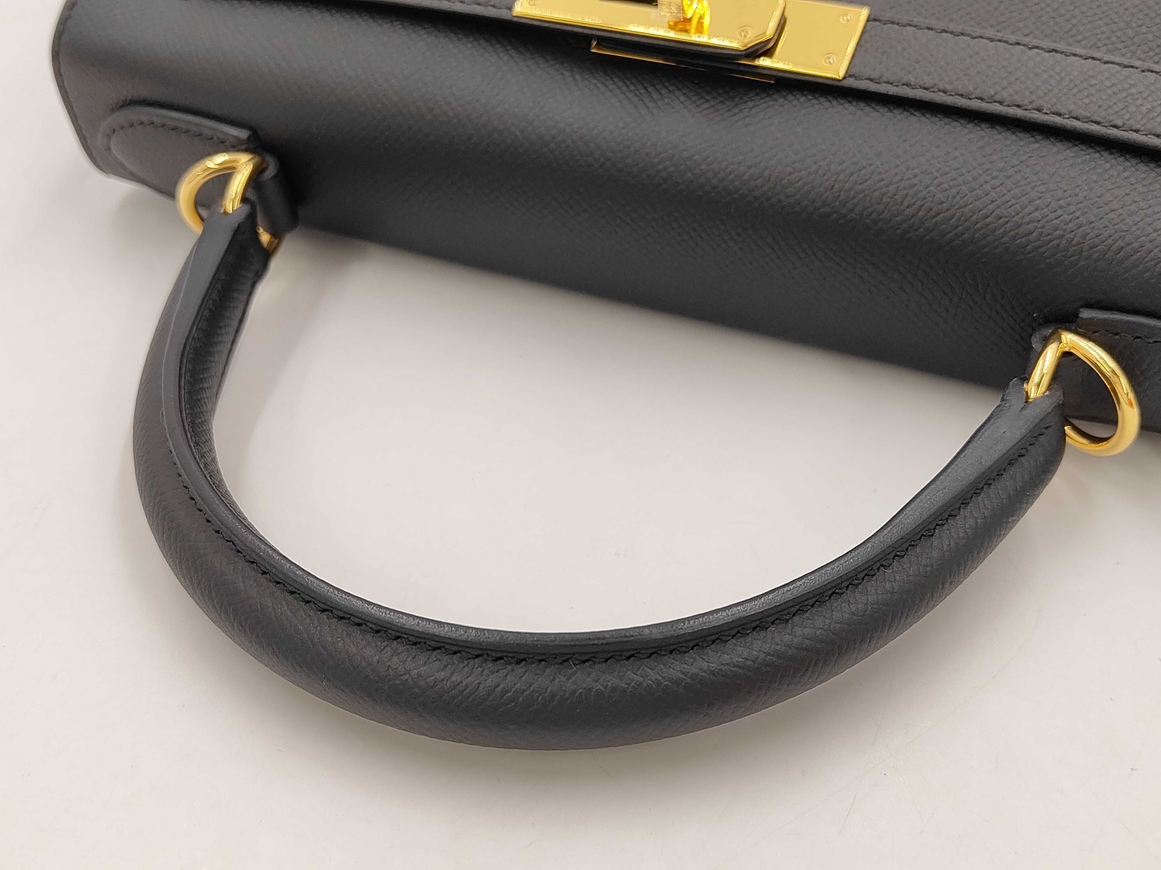 Kelly 28 Epsom Black Leather with Gold Hardware, Y Stamp, Handbag — view 3