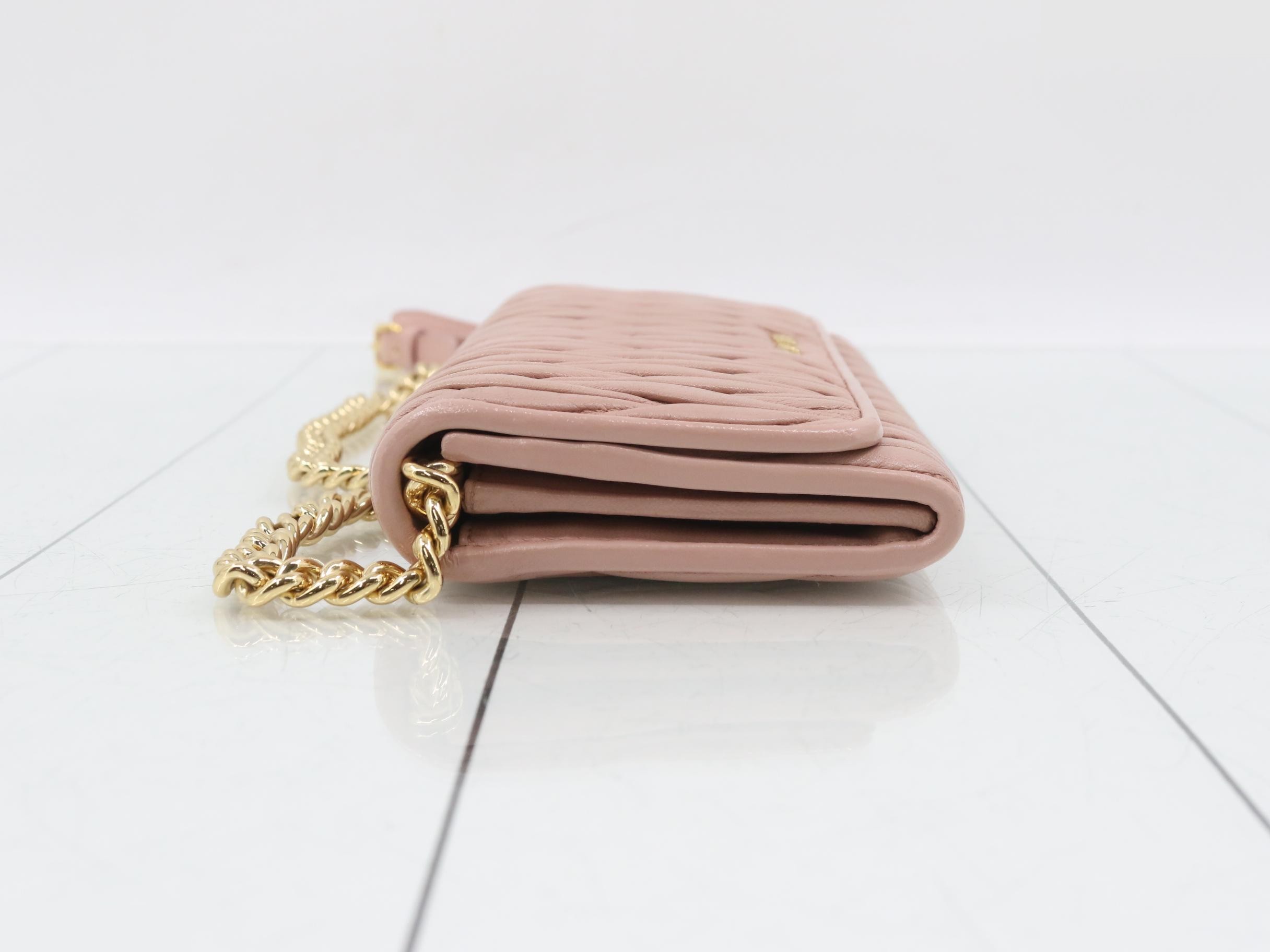 Matelassé Chain Shoulder Bag, Pink Leather — view 4