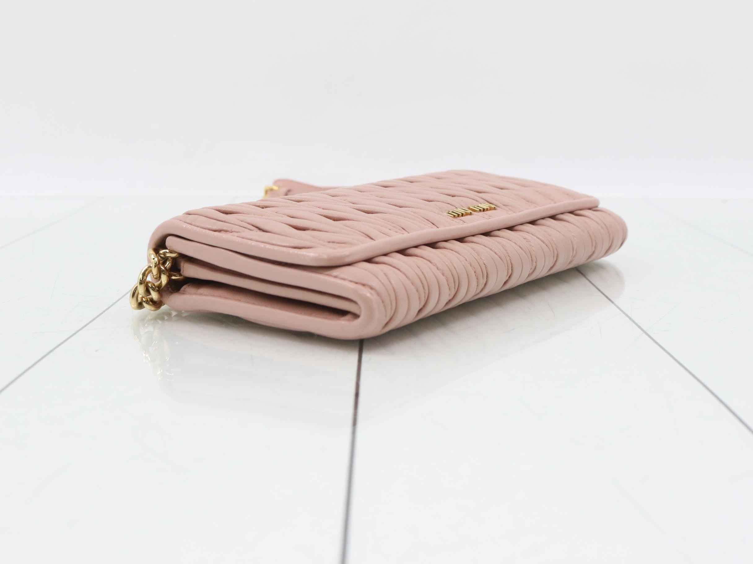 Matelassé Chain Shoulder Bag, Pink Leather — view 5